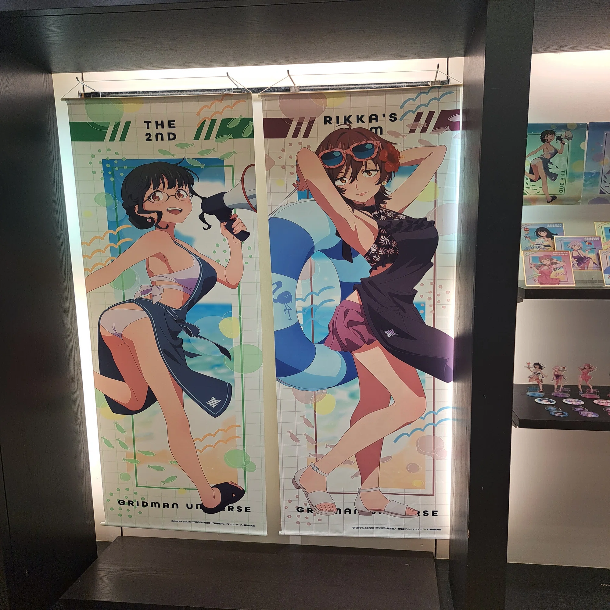 催】グリッドマンユニバース海の家POP UP in OIOI｜ジロ頭巾