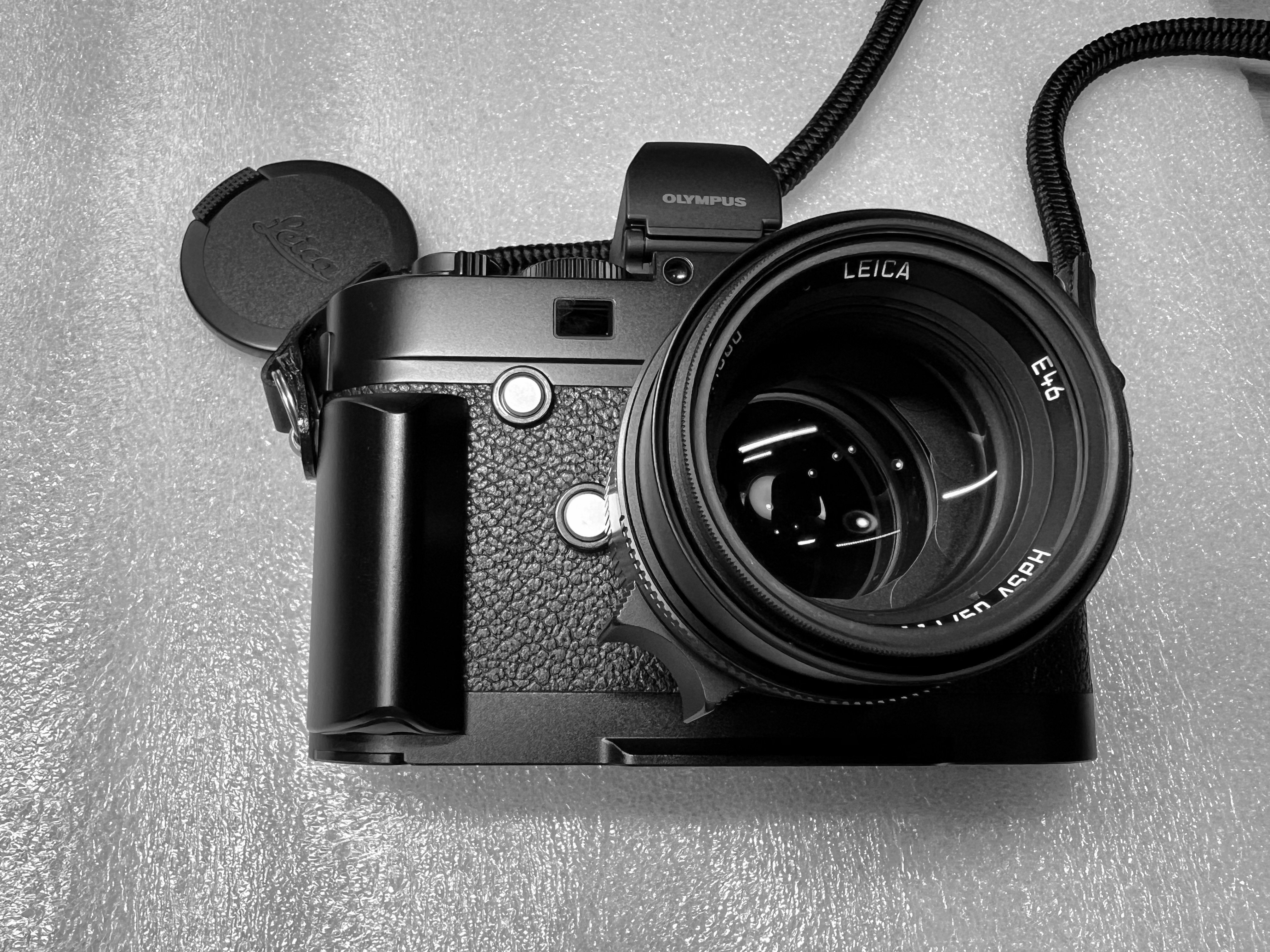 新品 LEICA ライカ m240/m246/m262用 ハンドグリップ 新品 LEICA ライカ m240/m246/m262用 ハンドグリップ