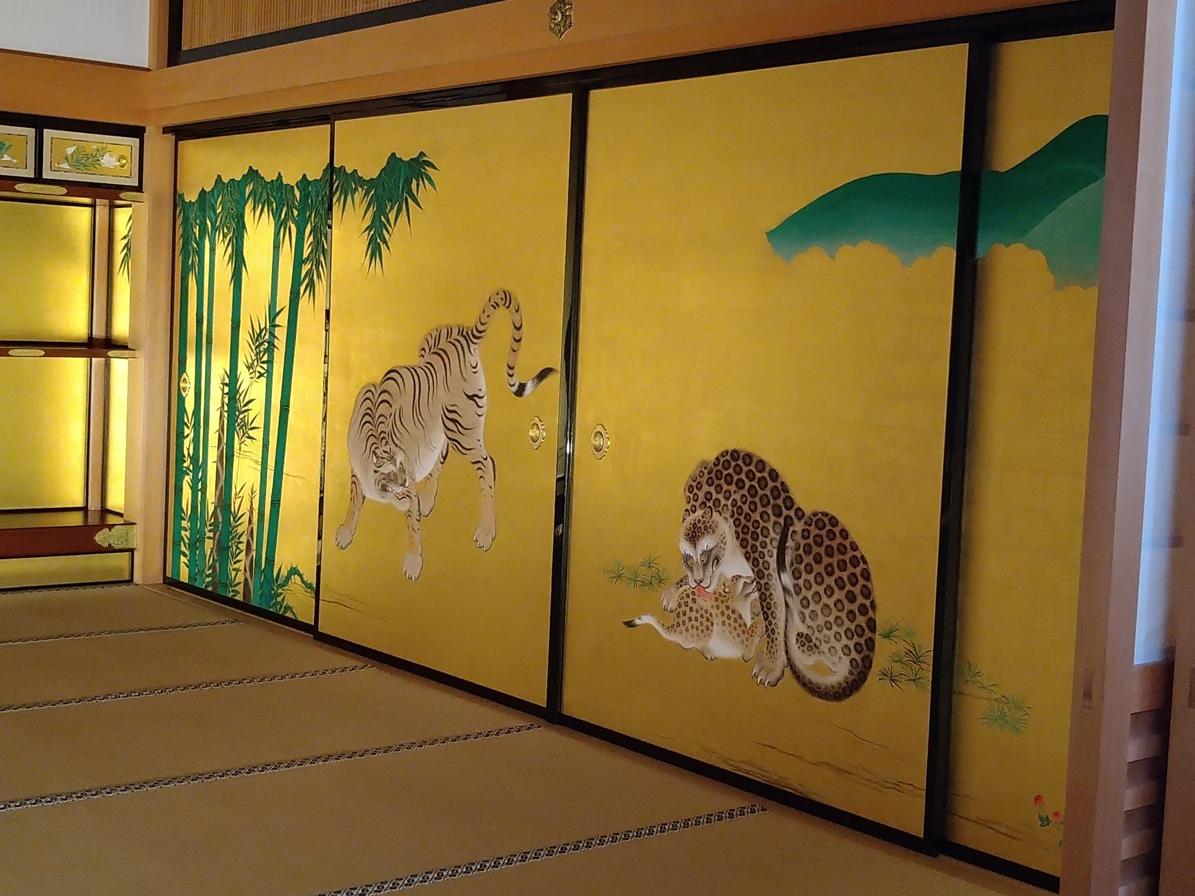 名古屋城「本丸御殿」！「表玄関」は三者だけのもの、「虎の間」は