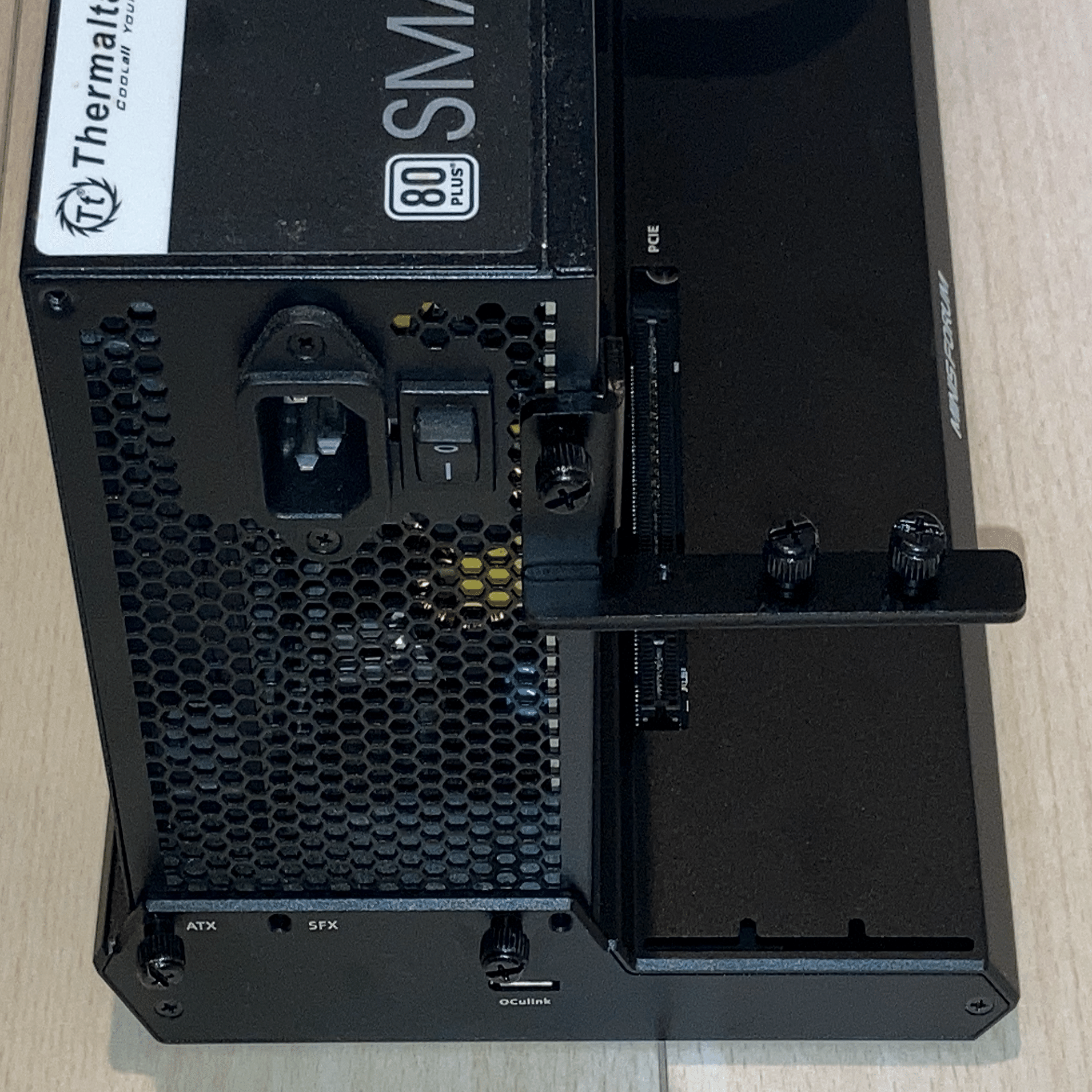 Minisforum DEG1でOCuLinkを試してみた｜しあ