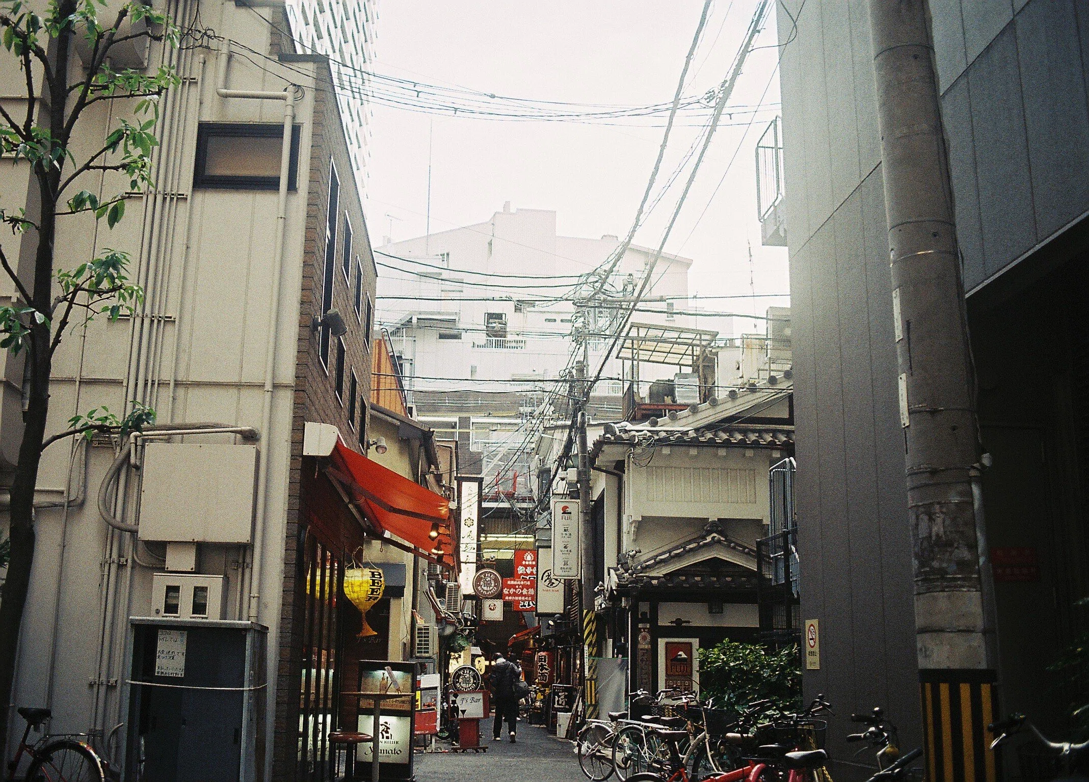 FUJICA AZ-1とFUJICOLOR 100の37枚｜夢望庵 / Mubou-an