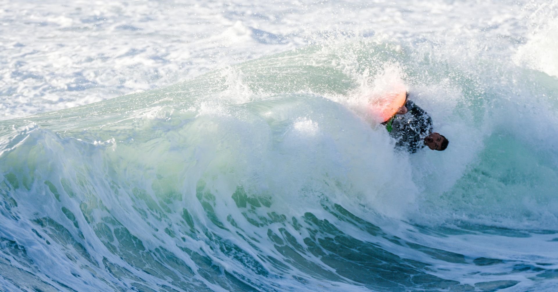 ワイキキ・ウォール ボディーボード日記「Hawaii Board Shop Waikiki