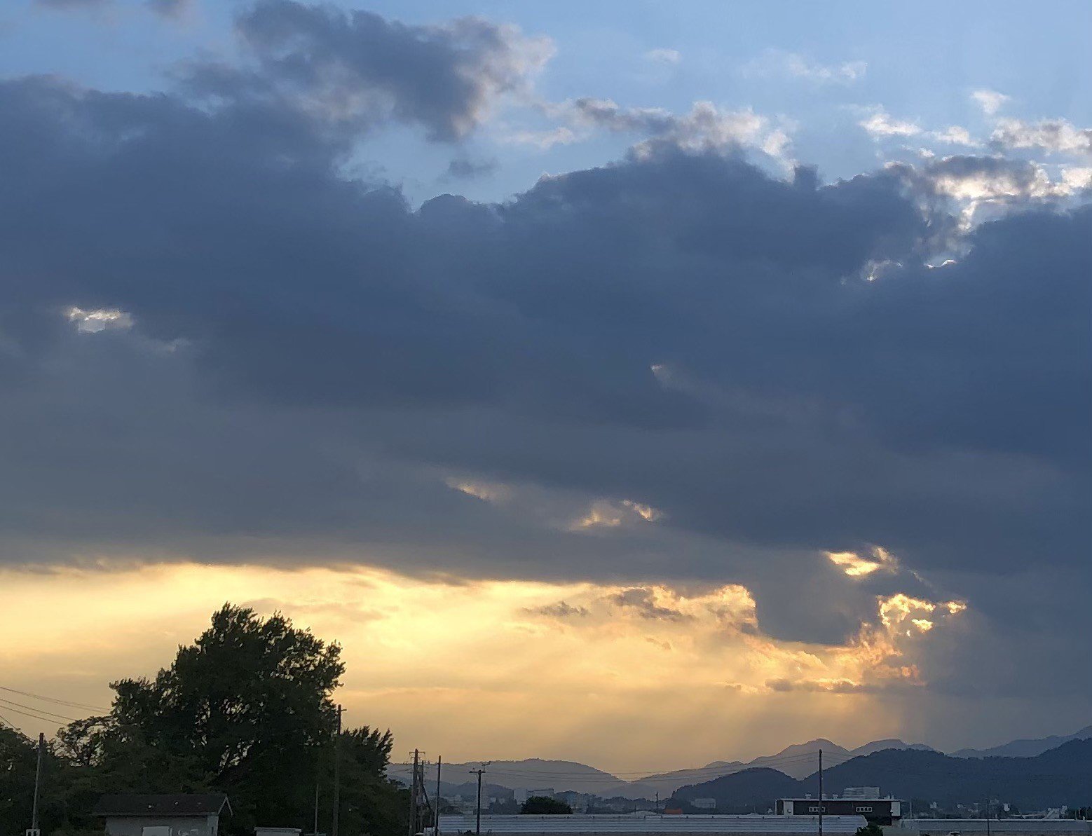 夏の雲 入道雲 . . #xpro3 #夏休み #夏 #入道雲 #ジブリ #田舎