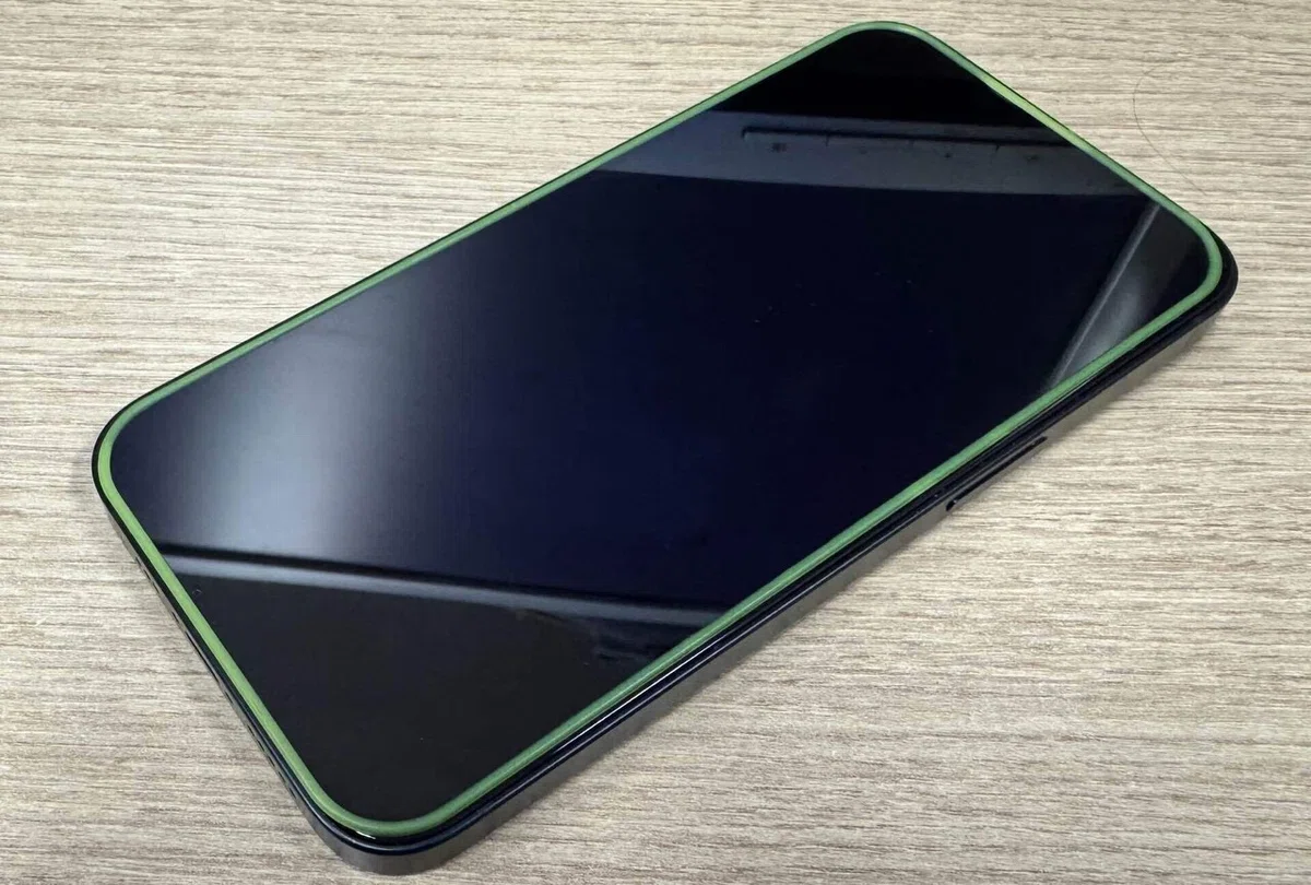 Apple iPhone 13 miniミッドナイトグリーン 本体 【公式通販】