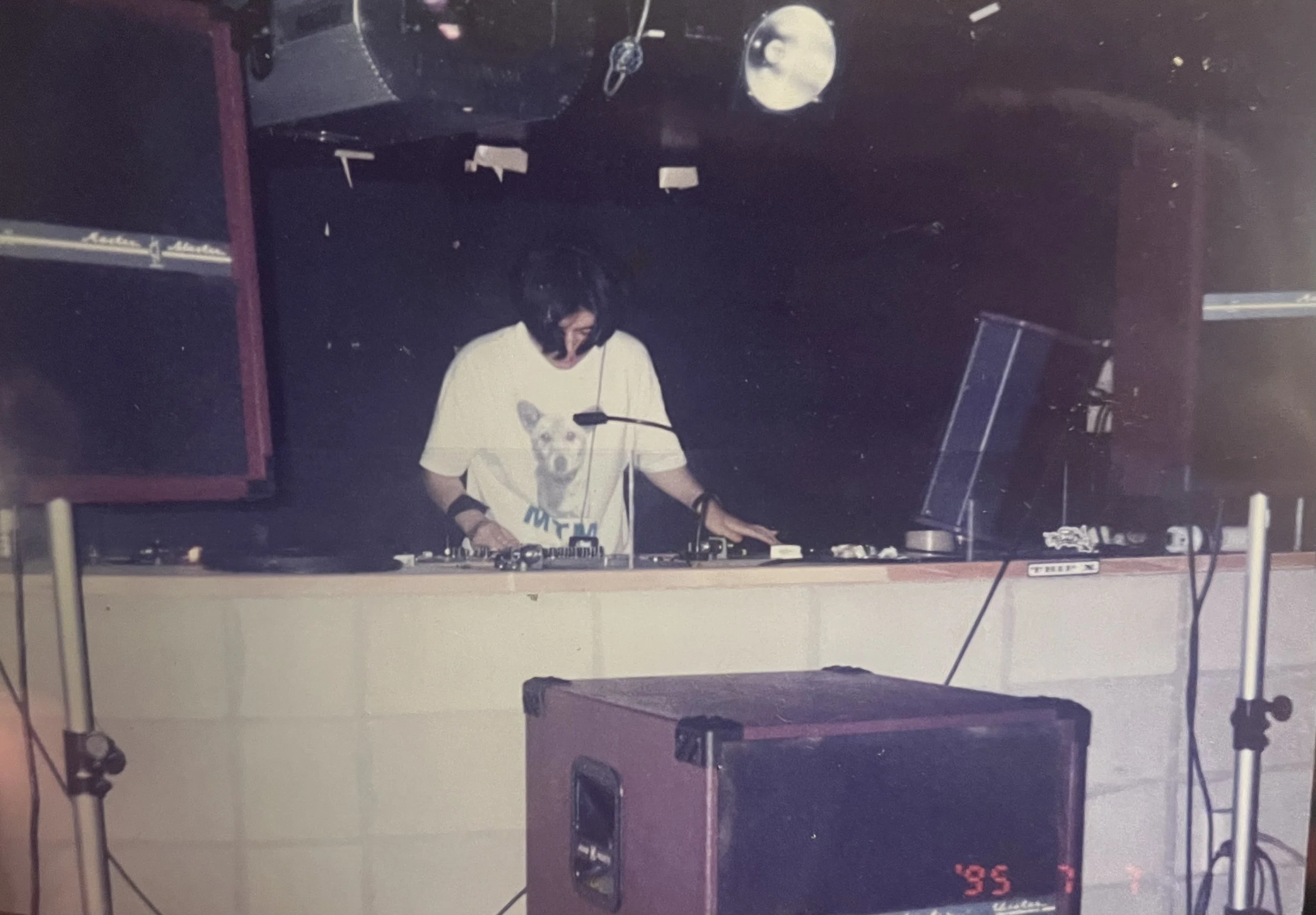 DJ TASAKAインタビュー｜KiliKiliVilla Official