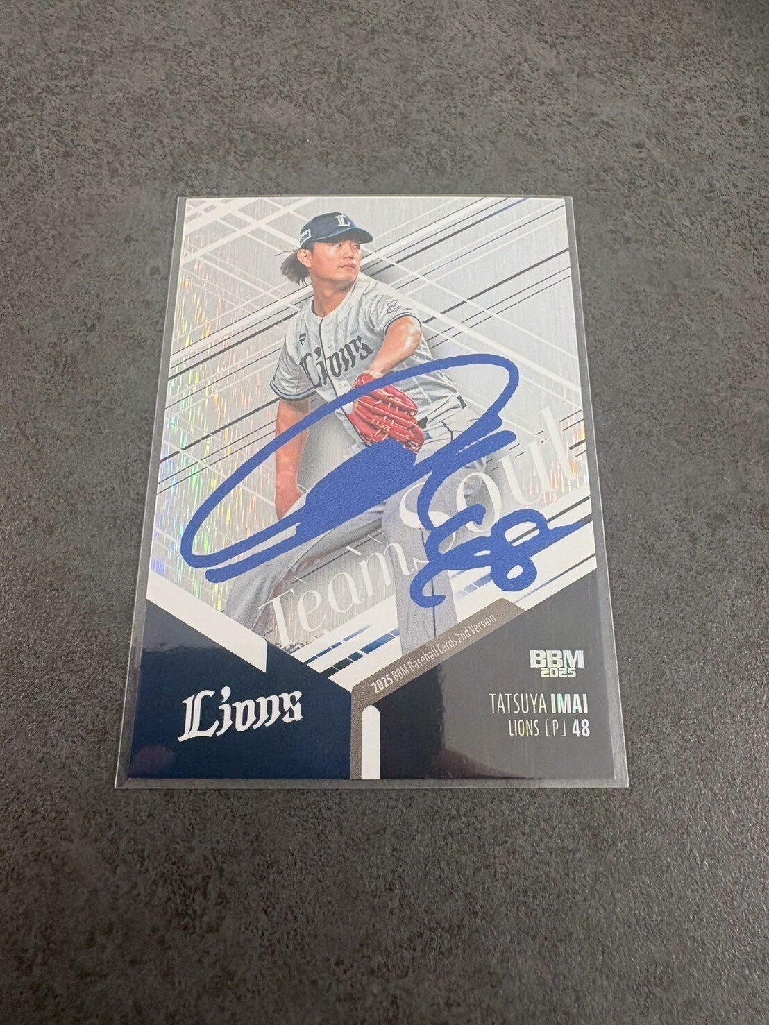 熊切あさ美 BBM 2025 2nd Version 25枚限定直筆サインカード ミント