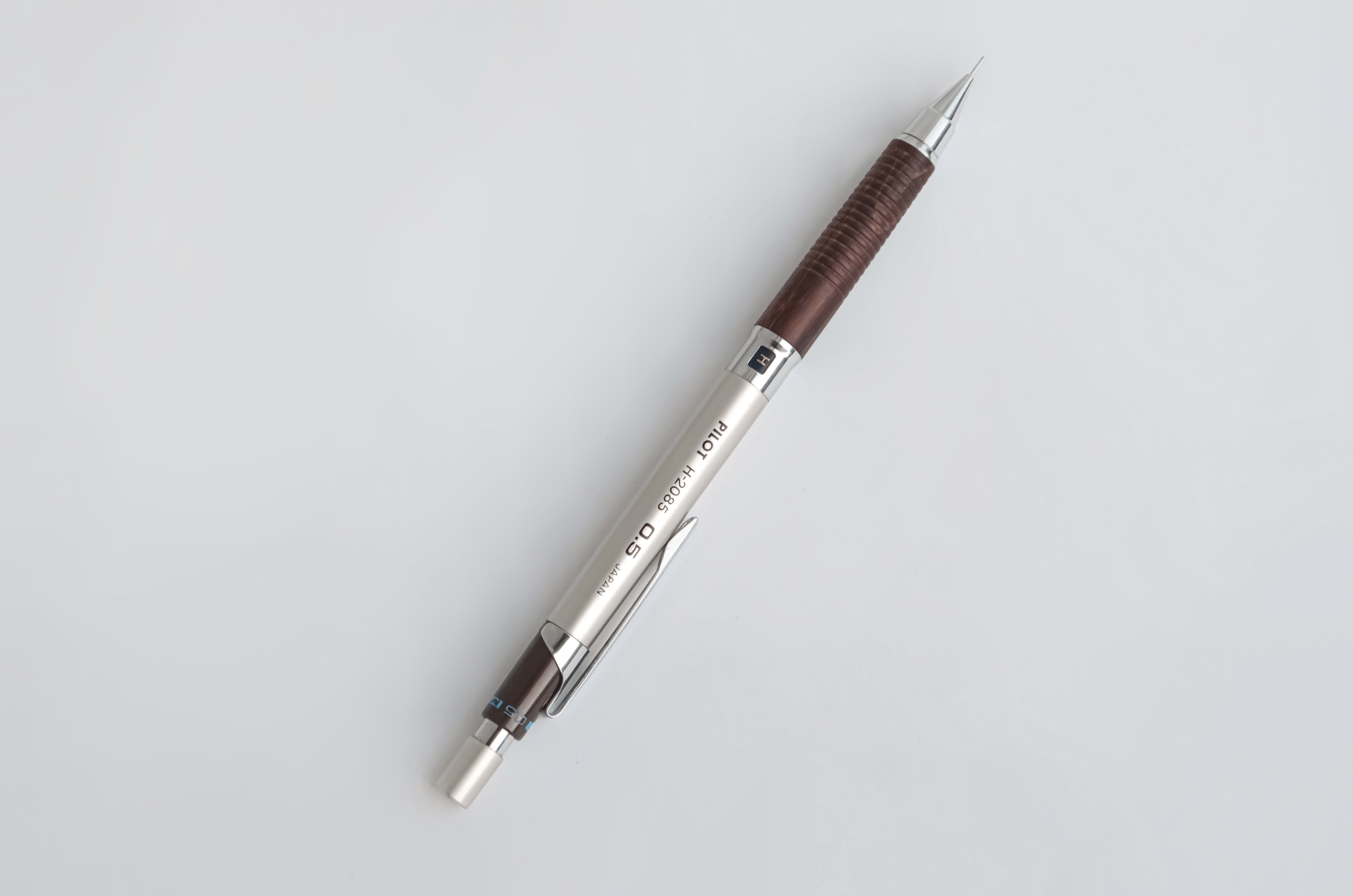 H-2085/PILOTについて｜虫好き