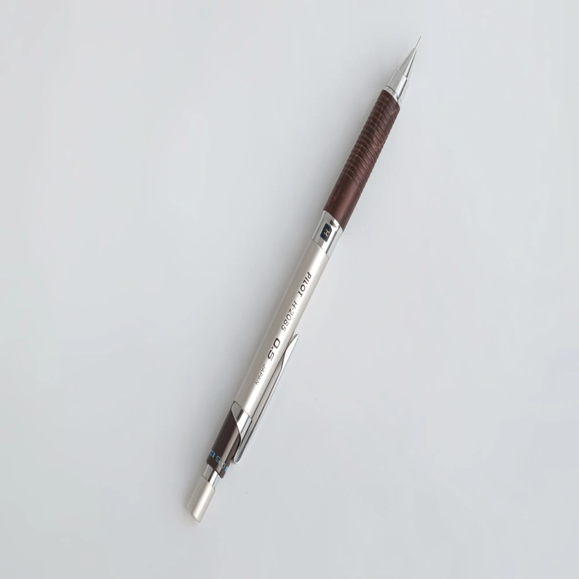 H-2085/PILOTについて｜虫好き