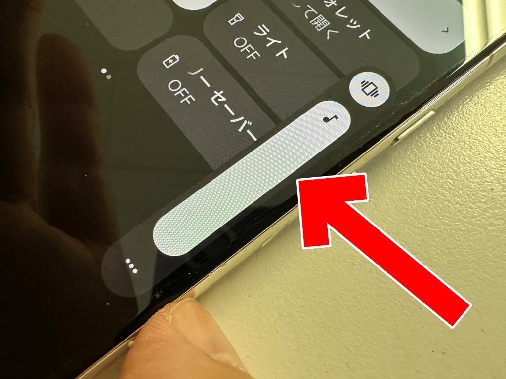 Pixel8Proの音量ボタン修理を10780円で対応中！陥没して押されたままに
