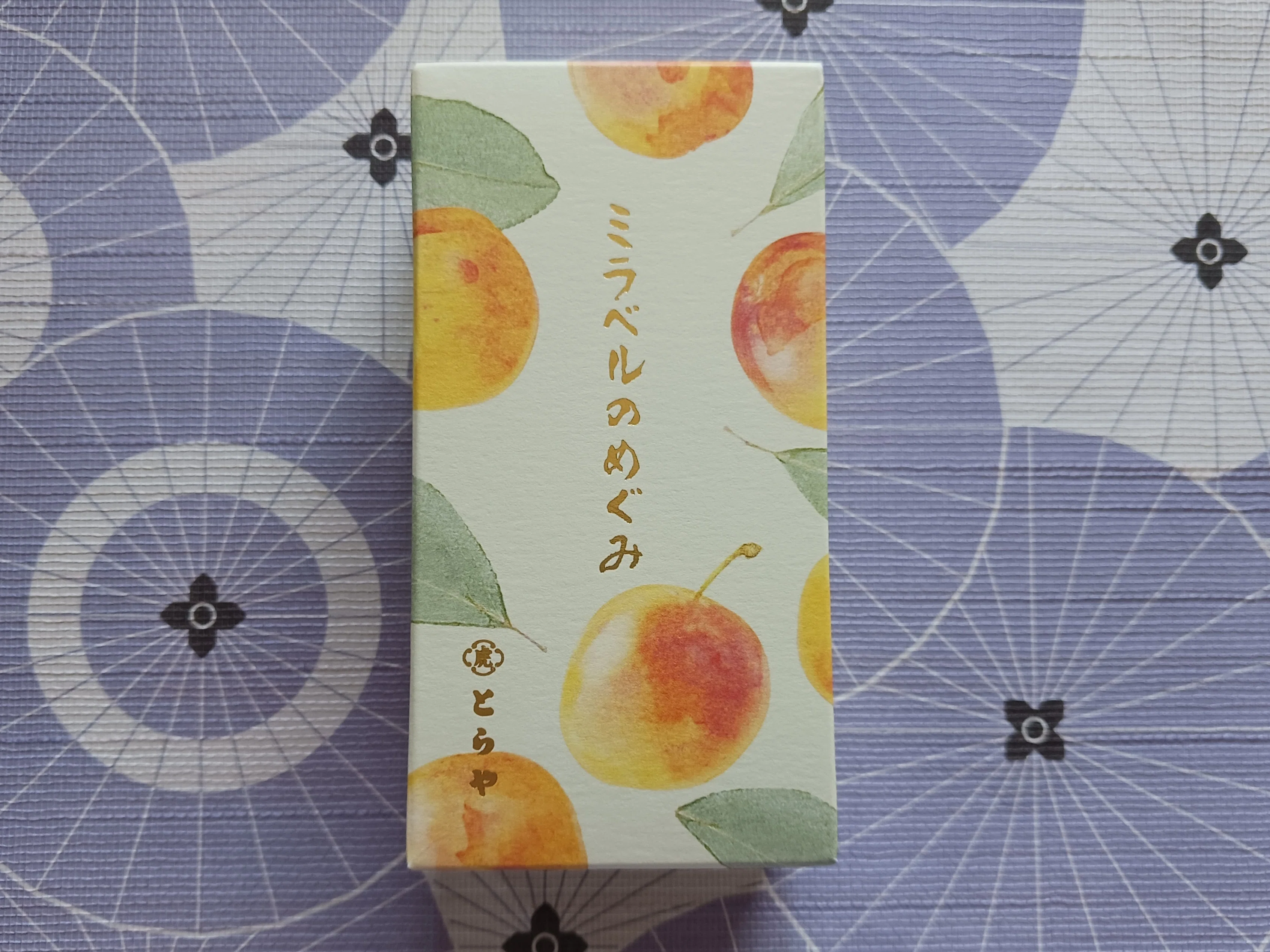 とらや限定ミラベルのめぐみ水羊羹/SIROCCOシロッコスイス発最高級紅茶 和菓子｜パリ｜おすすめ和菓子『ミラベルのめぐみ』《とらや》｜きりこ
