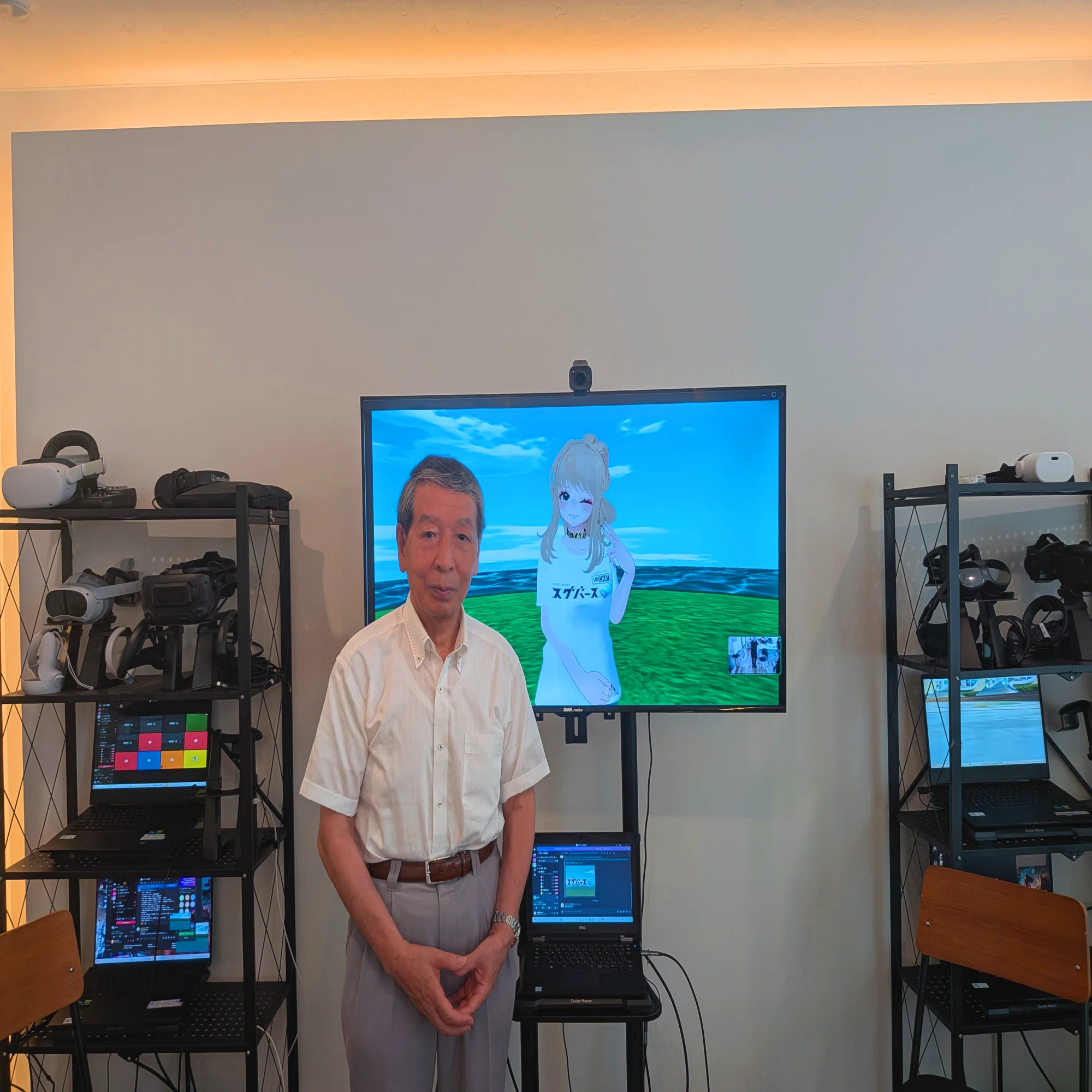スペースインベーダー』生みの親 西角友宏さんがスグバースを体験