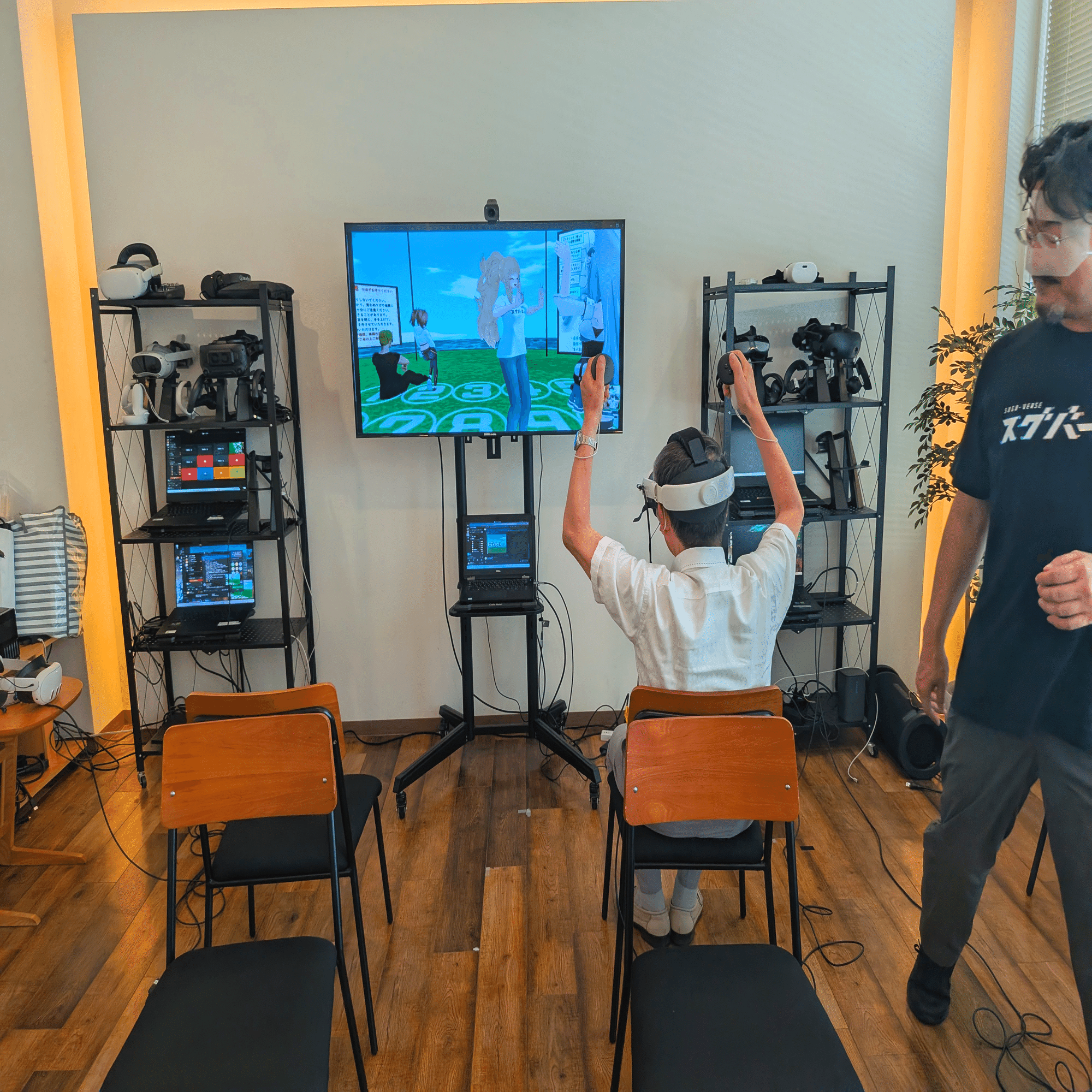 スペースインベーダー』生みの親 西角友宏さんがスグバースを体験