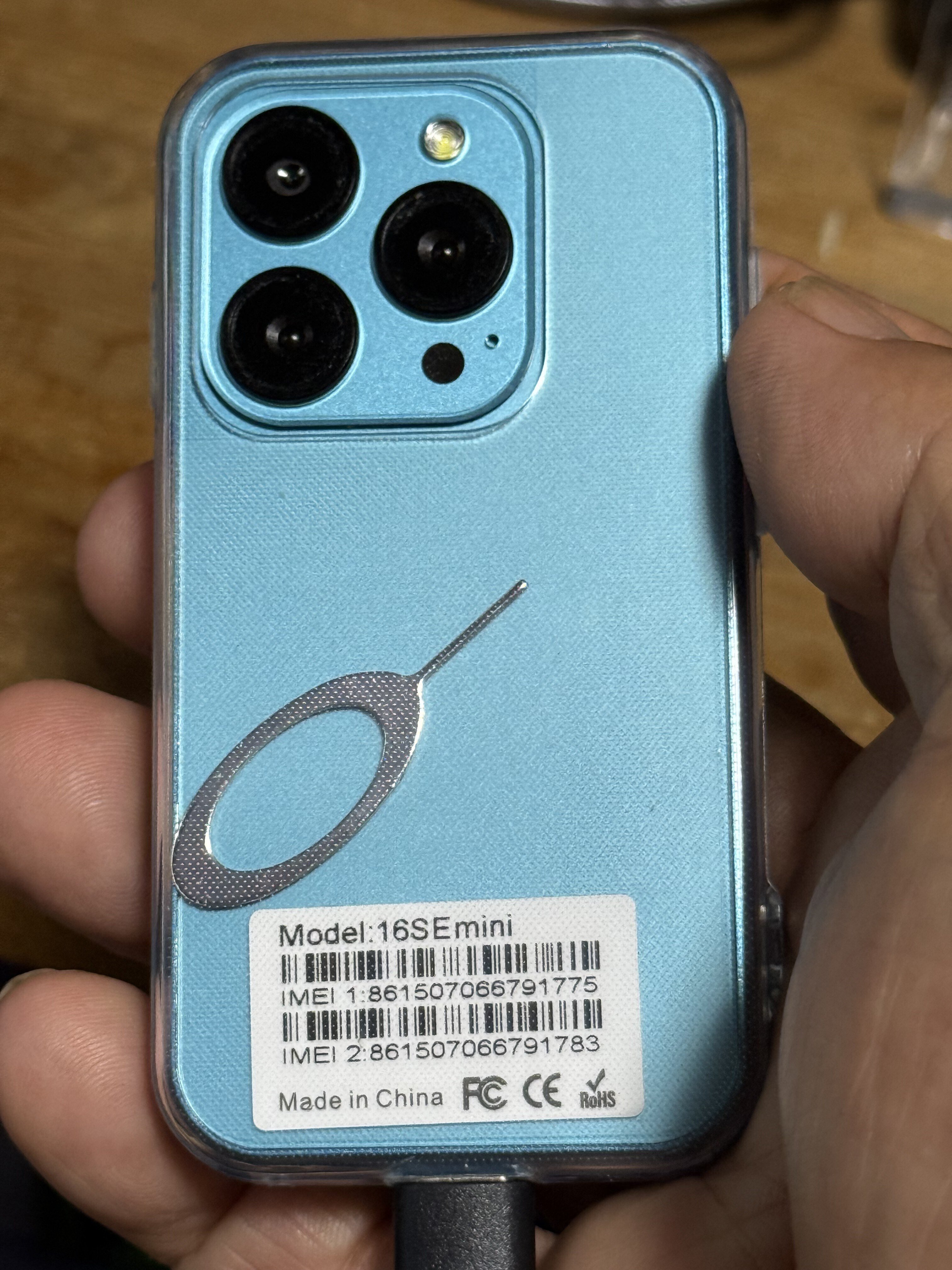 3,754円の新品スマホを買ってみた｜吉川智