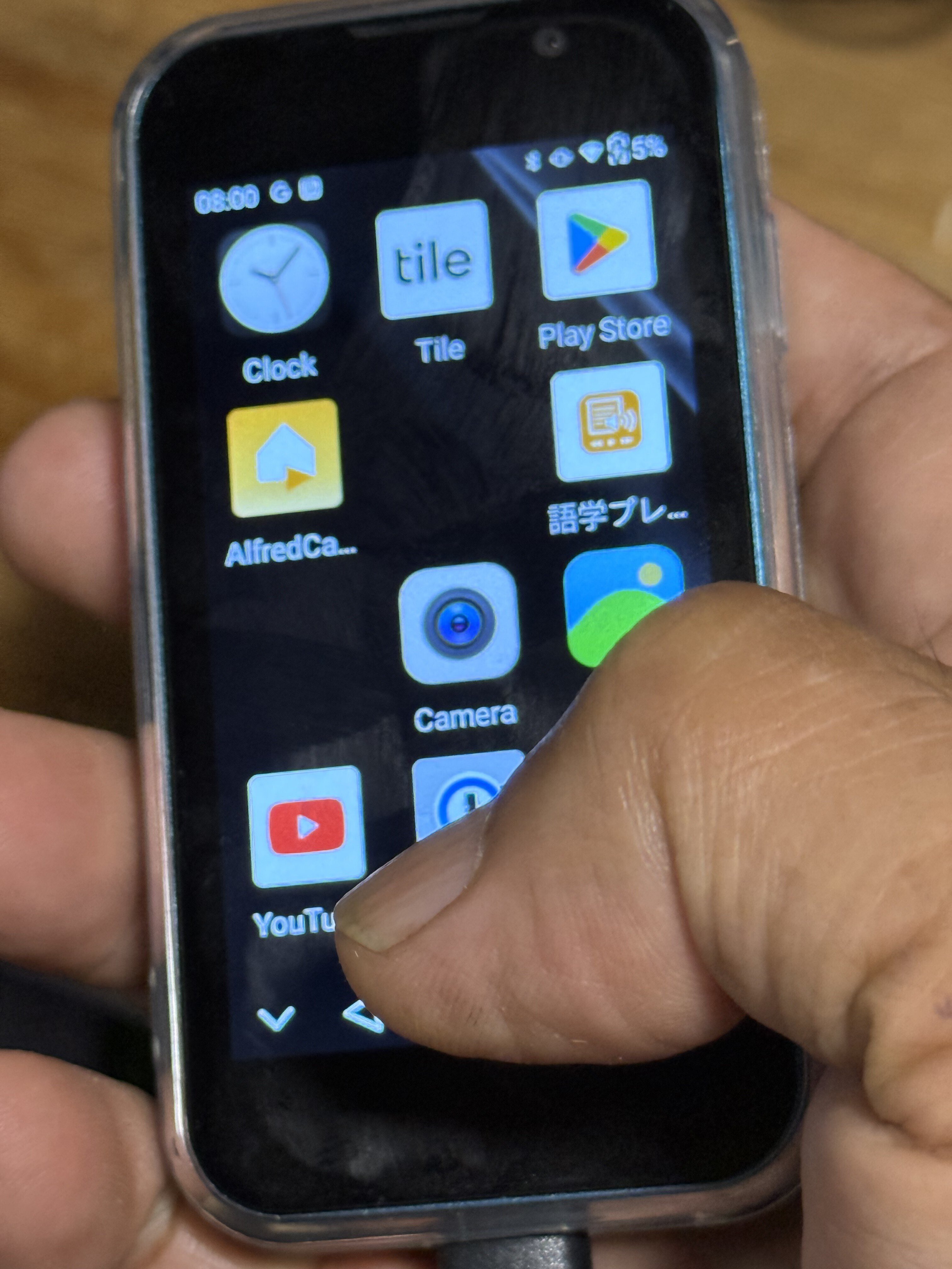 3,754円の新品スマホを買ってみた｜吉川智