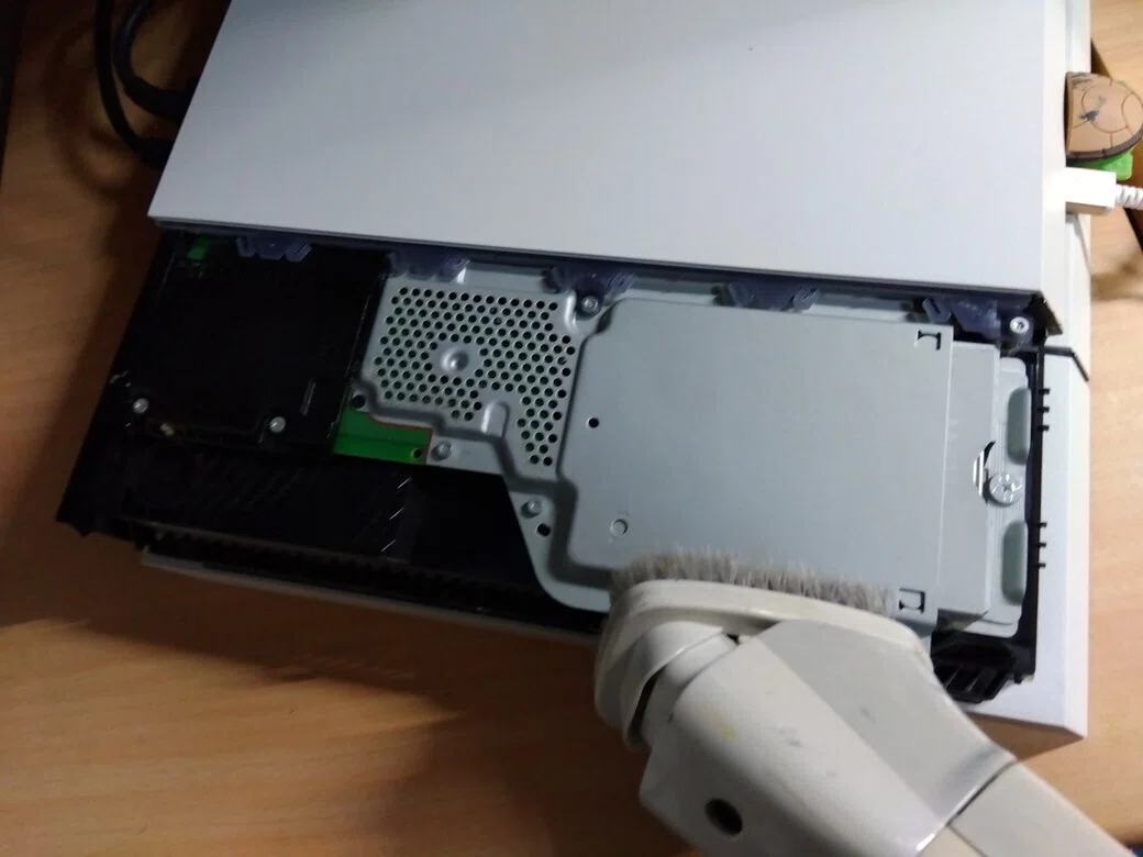 PS4「HDD⇒SSDへの換装記録」｜かめた