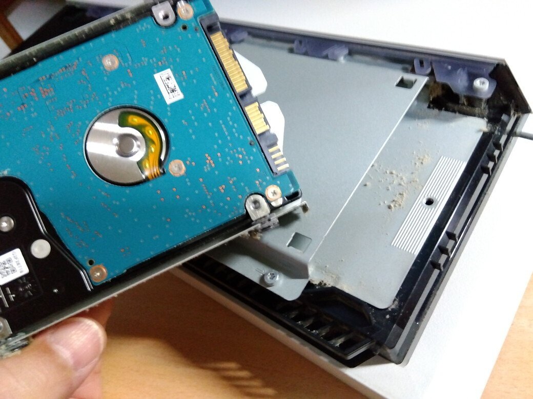 PS4「HDD⇒SSDへの換装記録」｜かめた