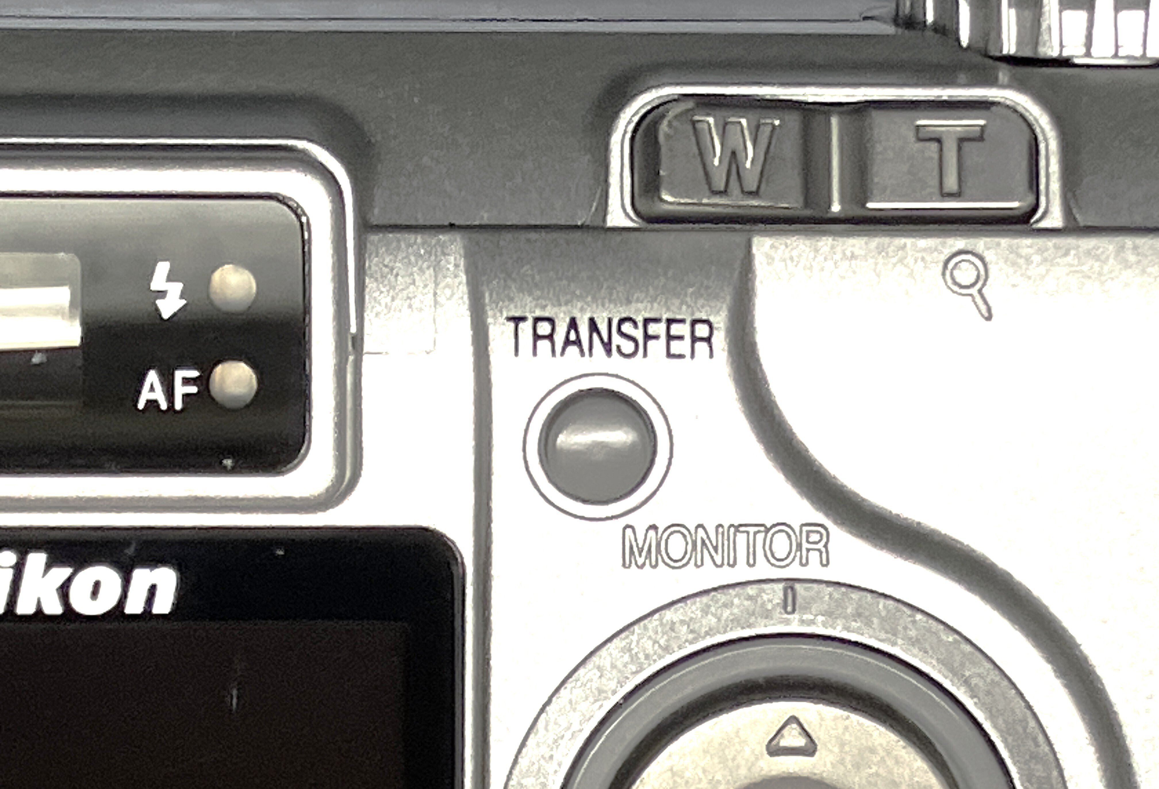 Nikon COOLPIX 885 〜 第2話 時代を超えた魅力に迫る｜MrMonkeypod