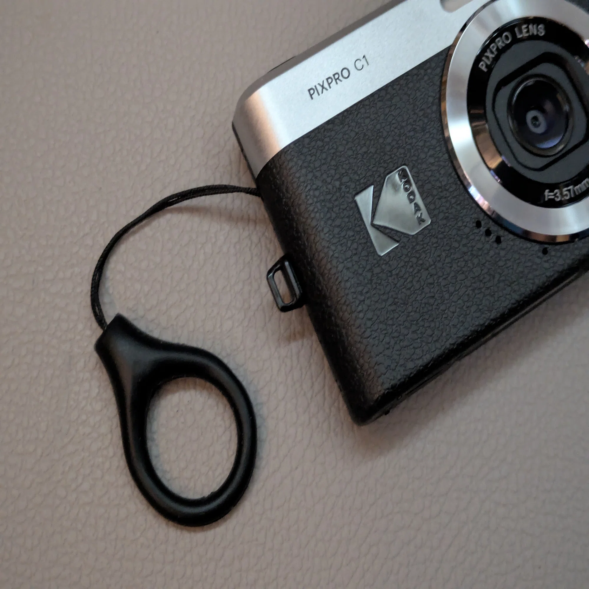 カメラカスタム】kodak pixpro c1に必要なアクセサリーを揃えました｜BOKU