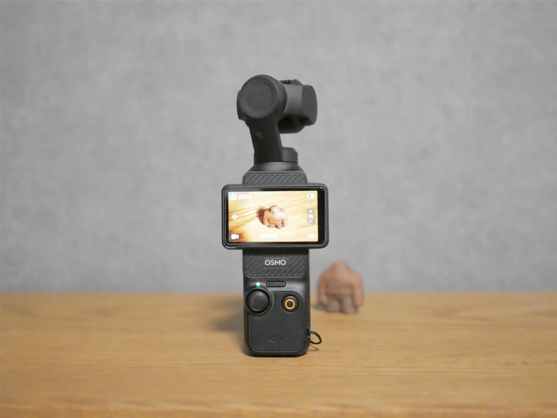 Osmo Pocket 3 クリエイターコンボを買わなくていい理由を解説します