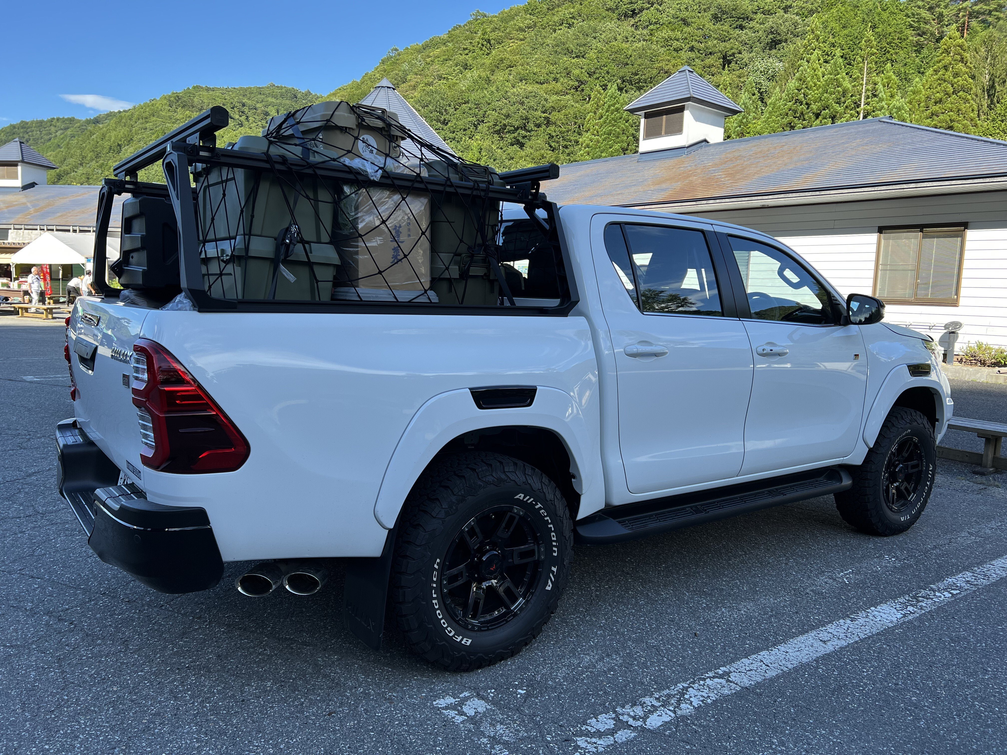 ハイラックス　買ったらコレ装着しましょう。 ハイラックス 買ったらコレ装着しましょう。 ハイラックス 買ったら