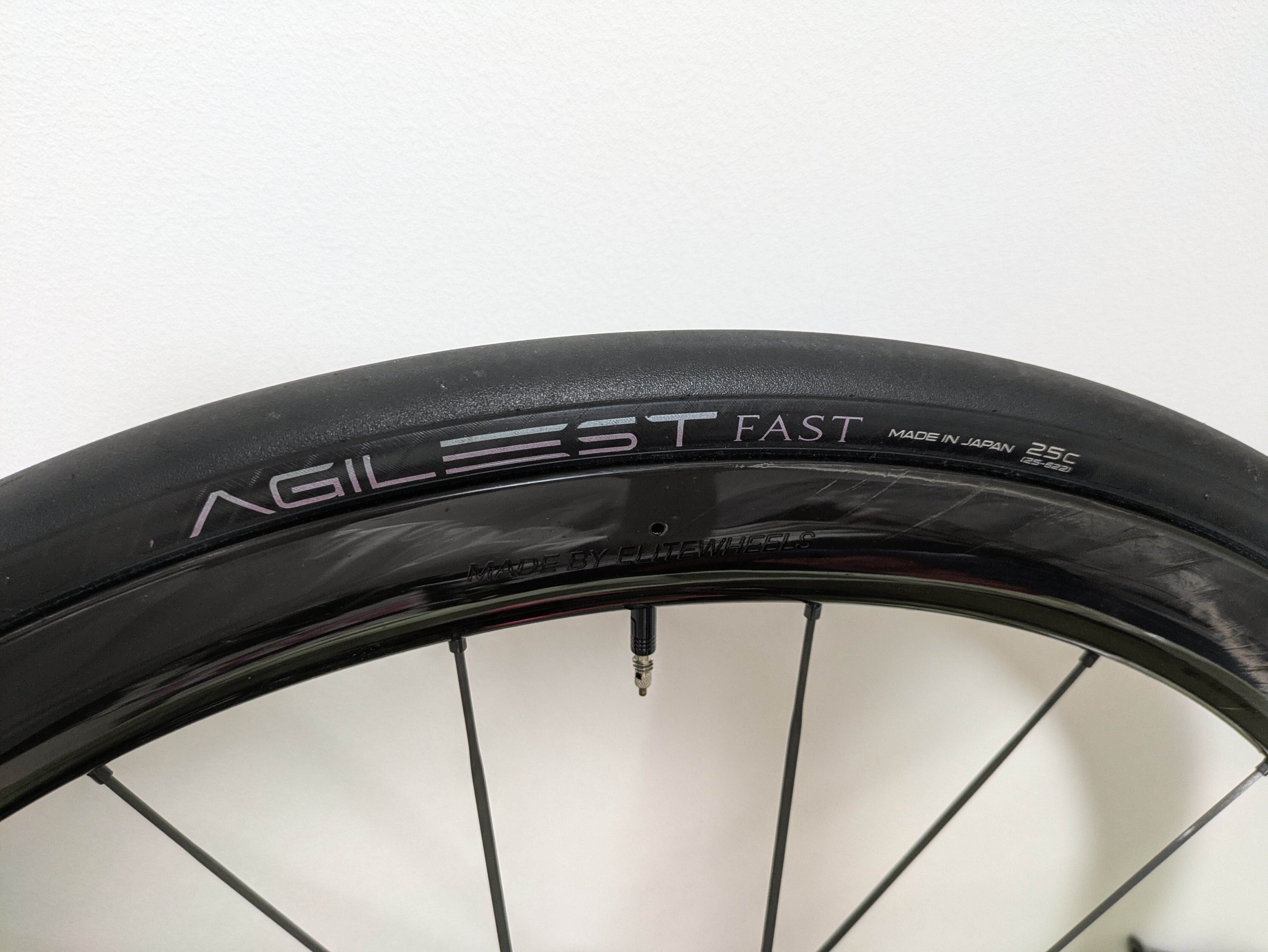 手組みカーボンホイール ARP GD3 DB 手組みカーボンホイール ARP GD3 DB ARise Performance - YouTube