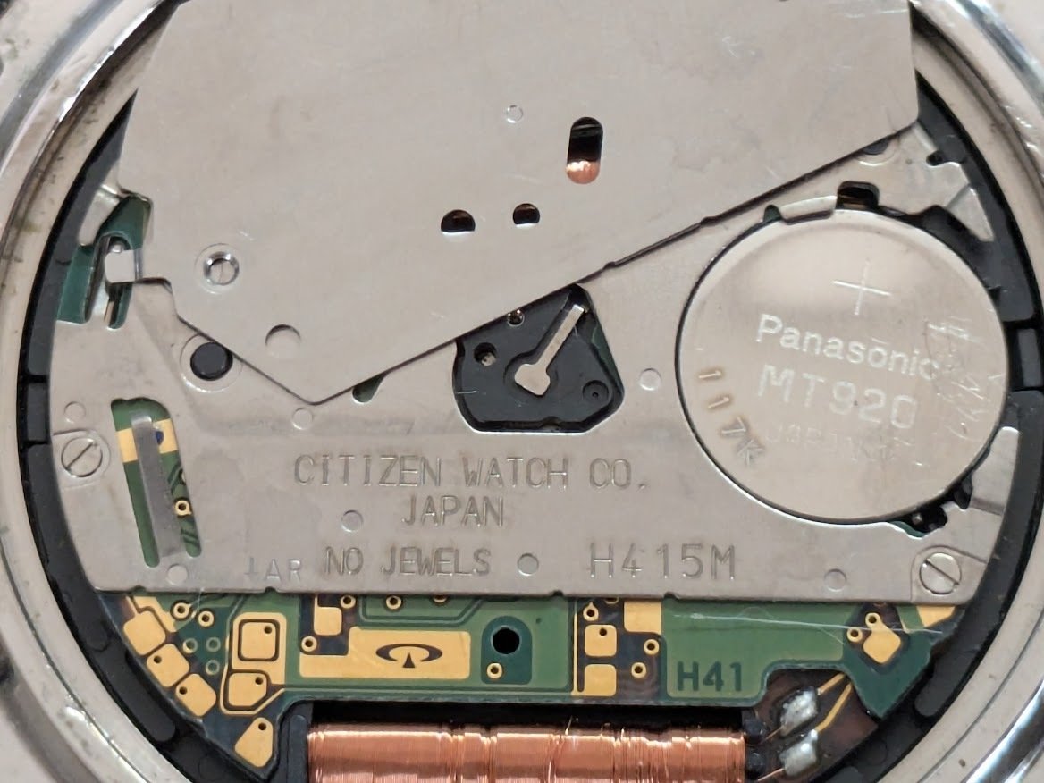 裏蓋シール付 CITIZEN シチズン CQ 純正ブレス付QZ腕時計 電池交換済 裏蓋シール付 CITIZEN シチズン CQ 純正ブレス付QZ腕時計 電池交換済 裏