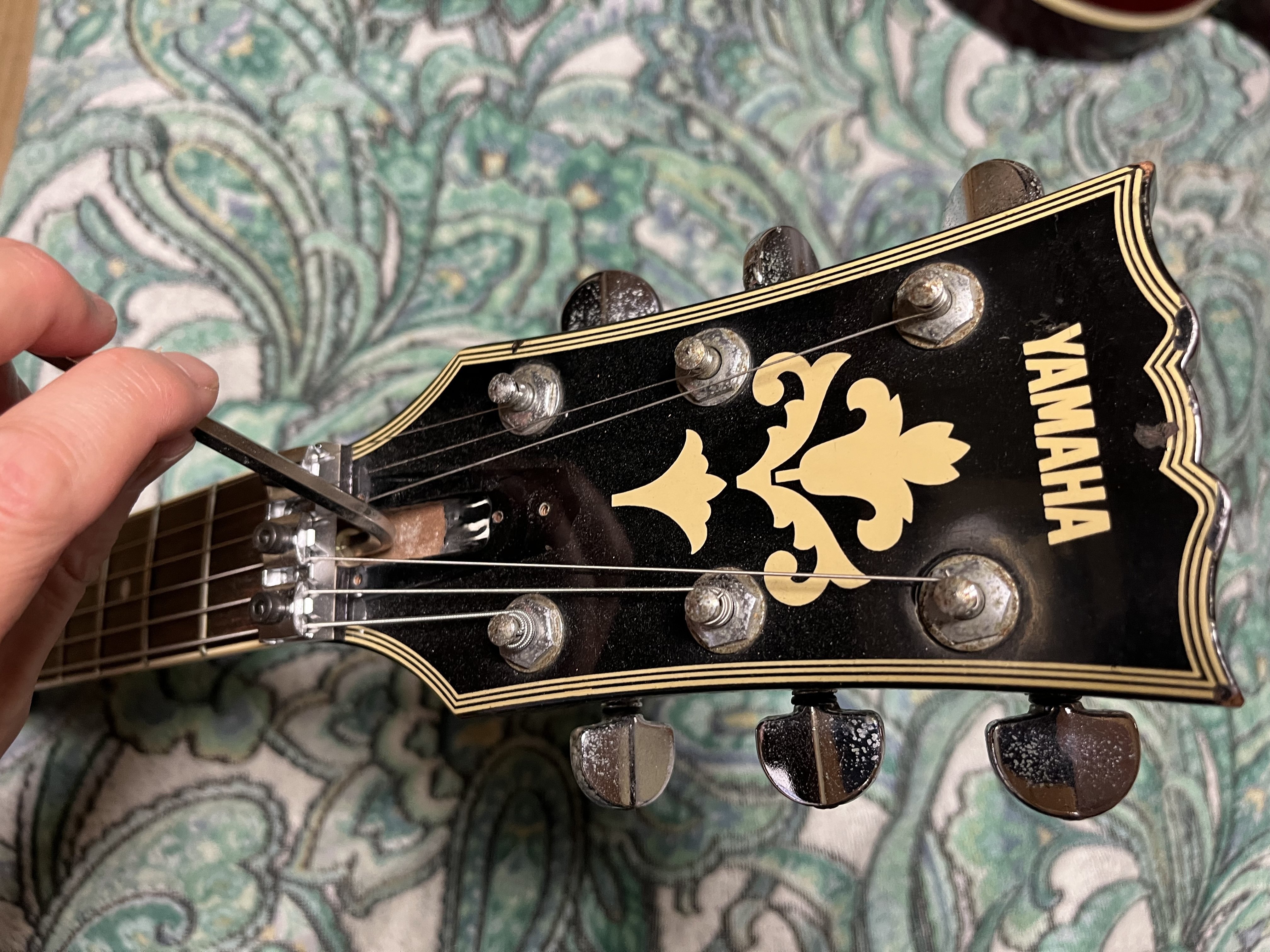 YAMAHA◇1982年製/SG800S/本体のみ/ネック裏クラック/ロッド時計限界