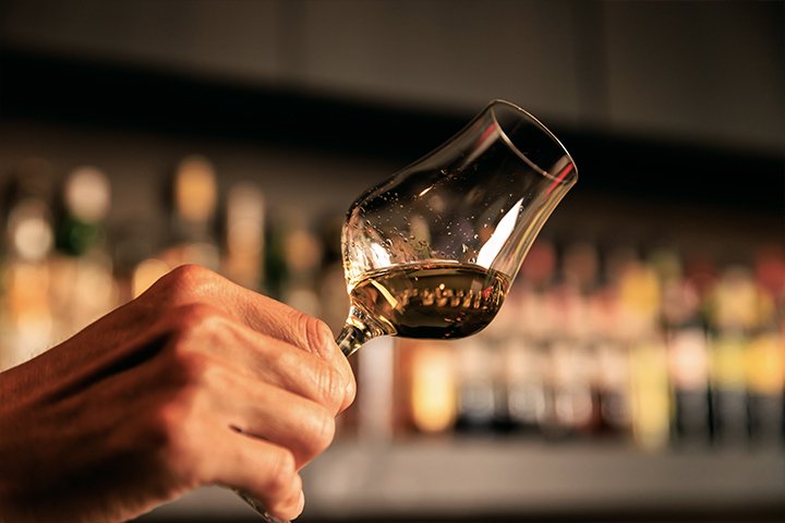 4種の原種をブレンドした、新機軸のブレンデッドウイスキー「サン