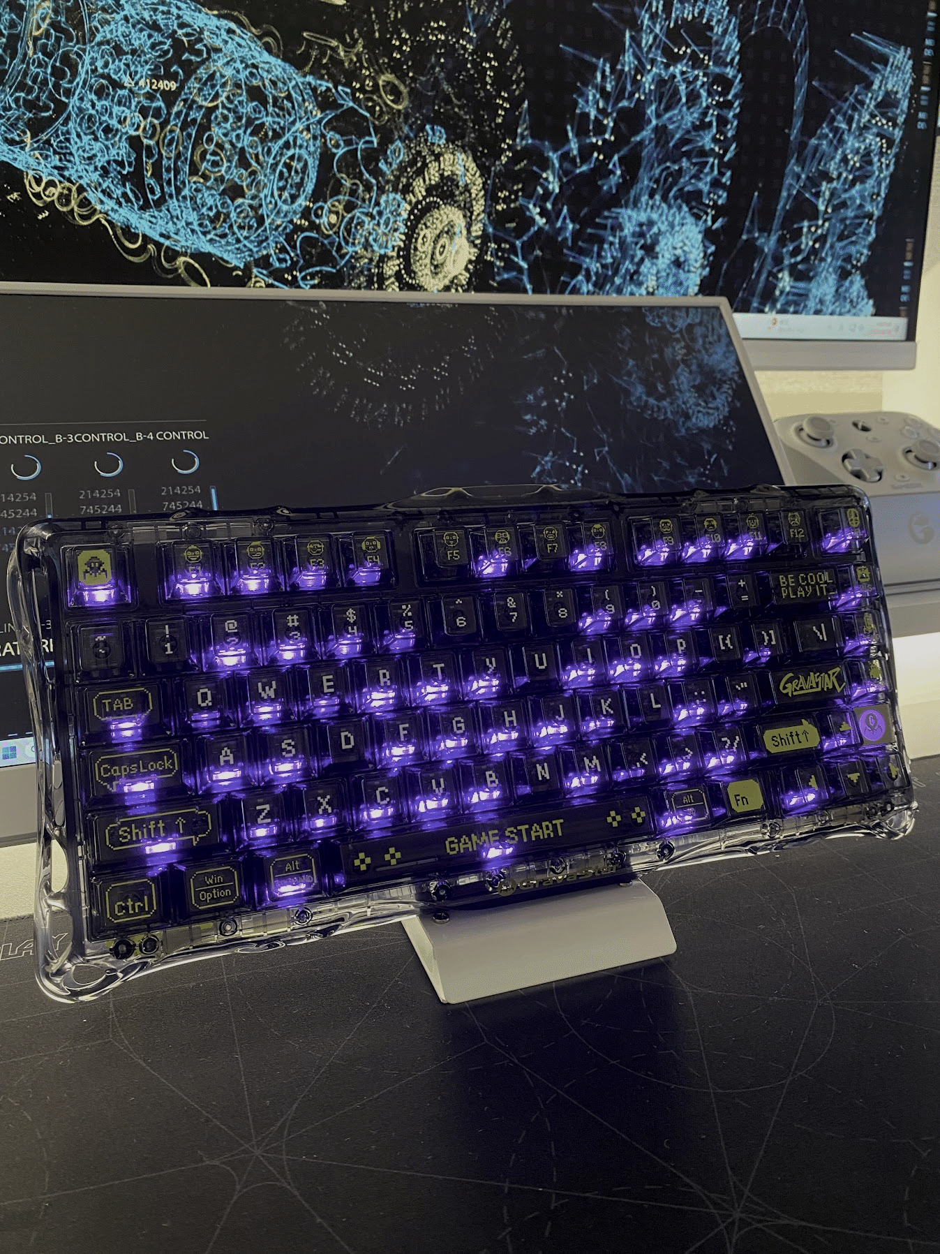 GravaStar K1 Lite ゲーミングキーボード レビュー：SFデザインと快適