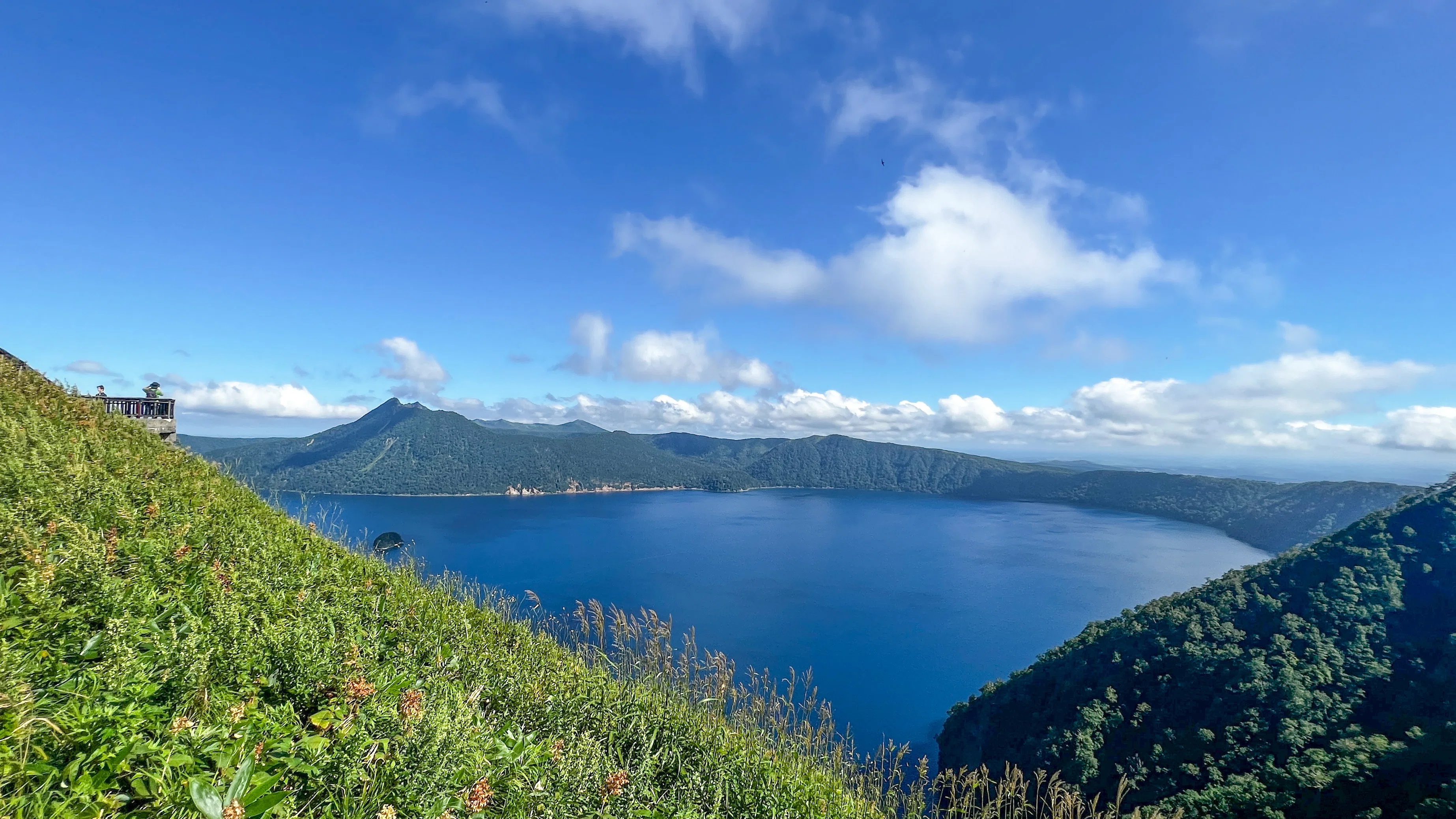 北海道・摩周湖｜第三展望台とは？静寂の中で見つめる絶景【アクセス