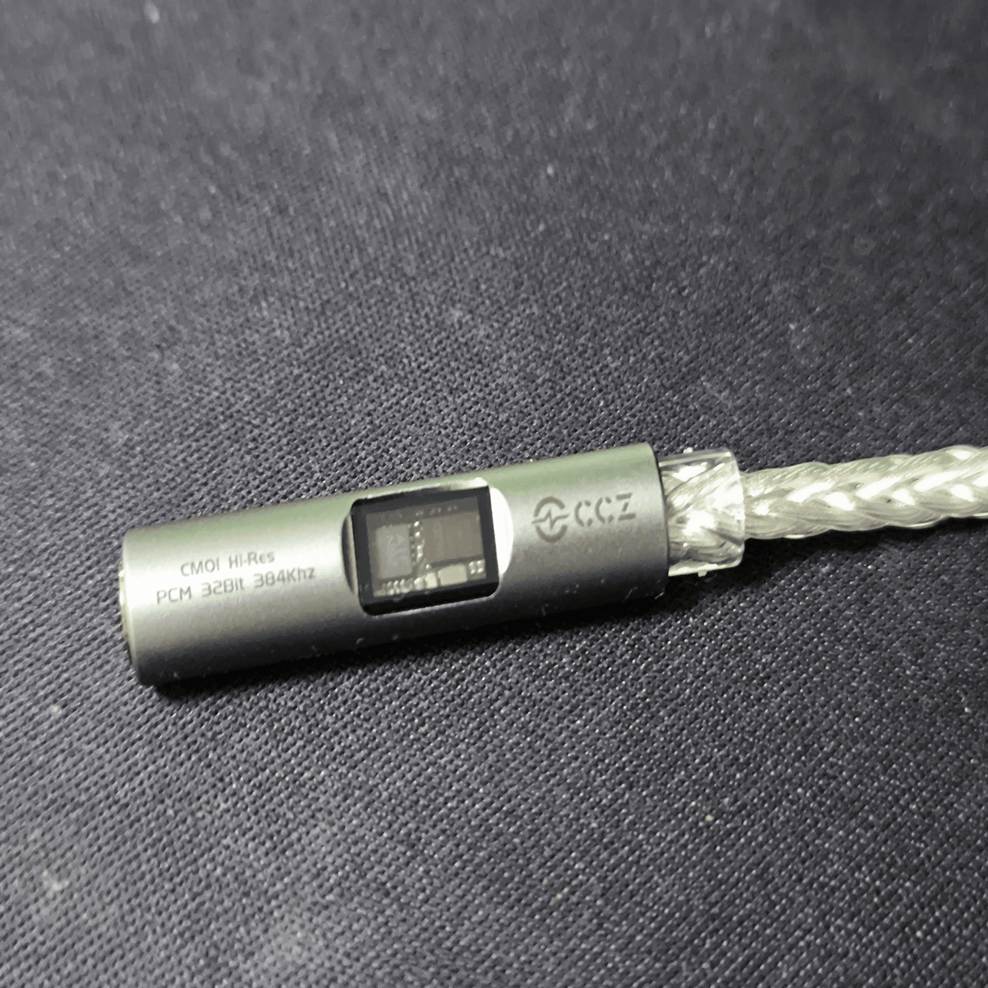 CCZ CM01は流行りのCX31993 DACチップとMAX97220アンプチップを