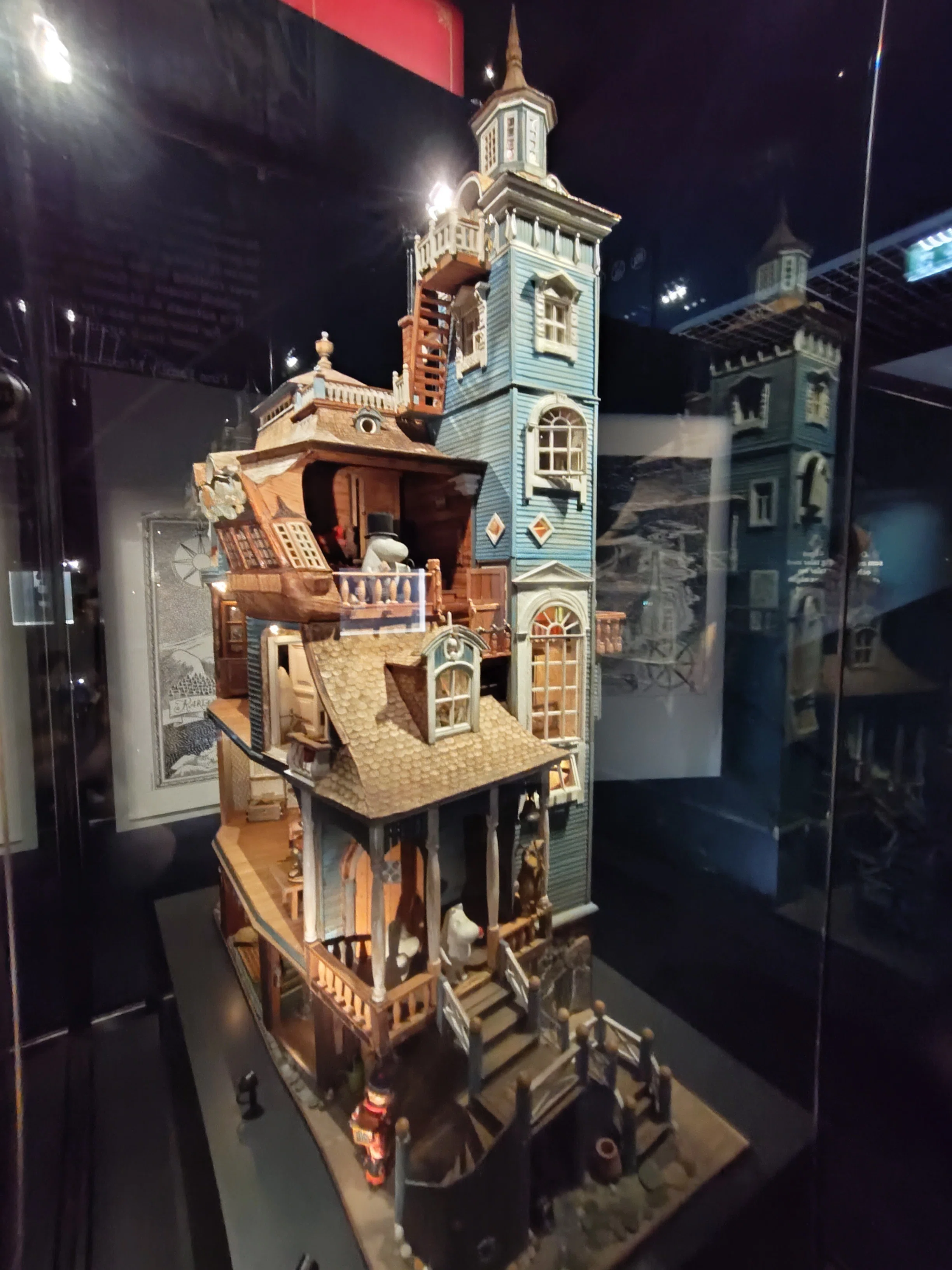 【貴重レア】フィンランド　タンペレ市立美術館ムーミン谷博物館　おとぎの島　図録 7月のフィンランド 3日目 タンペレ ムーミン美術館｜まほ