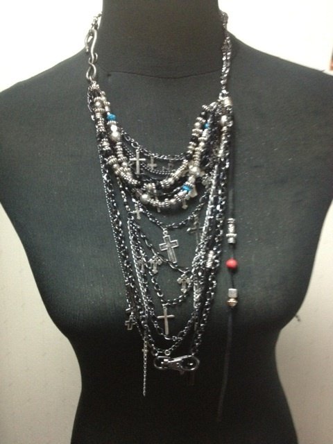 HYDEの愛用ネックレス紹介｜ハム