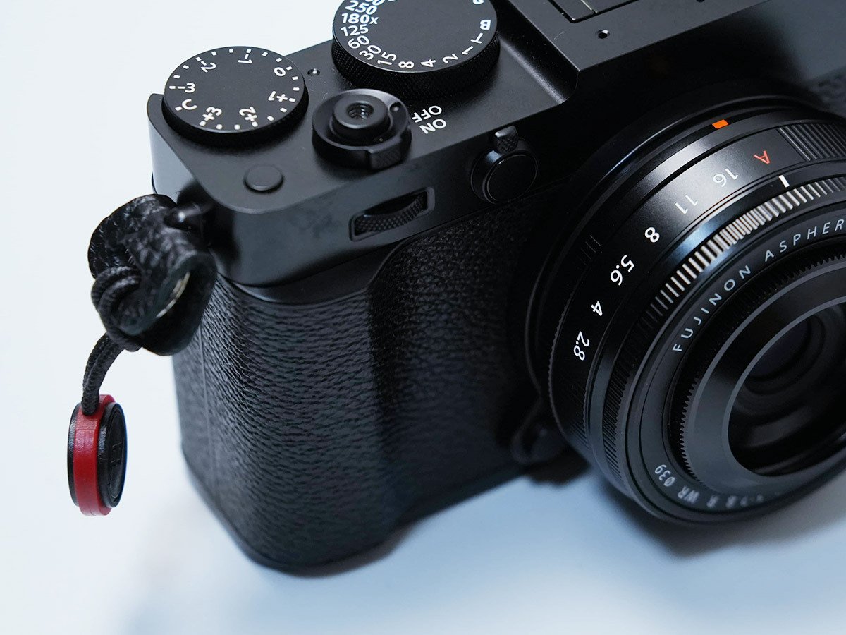 FUJIFILM X-E5のアクセサリ選び｜トキノート