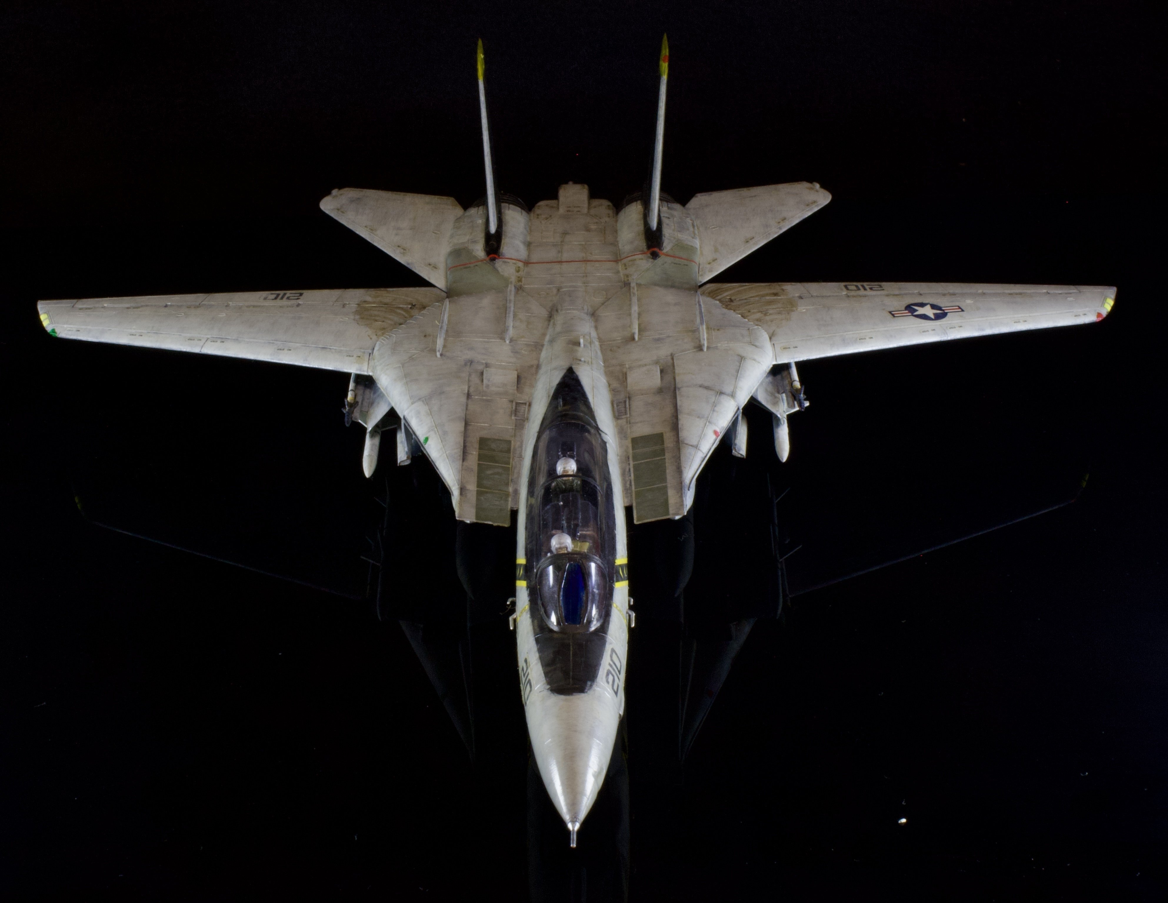 ハセガワ 1/72 アメリカ海軍 F-14A トムキャット ハイビジ 完成｜ダチョウ