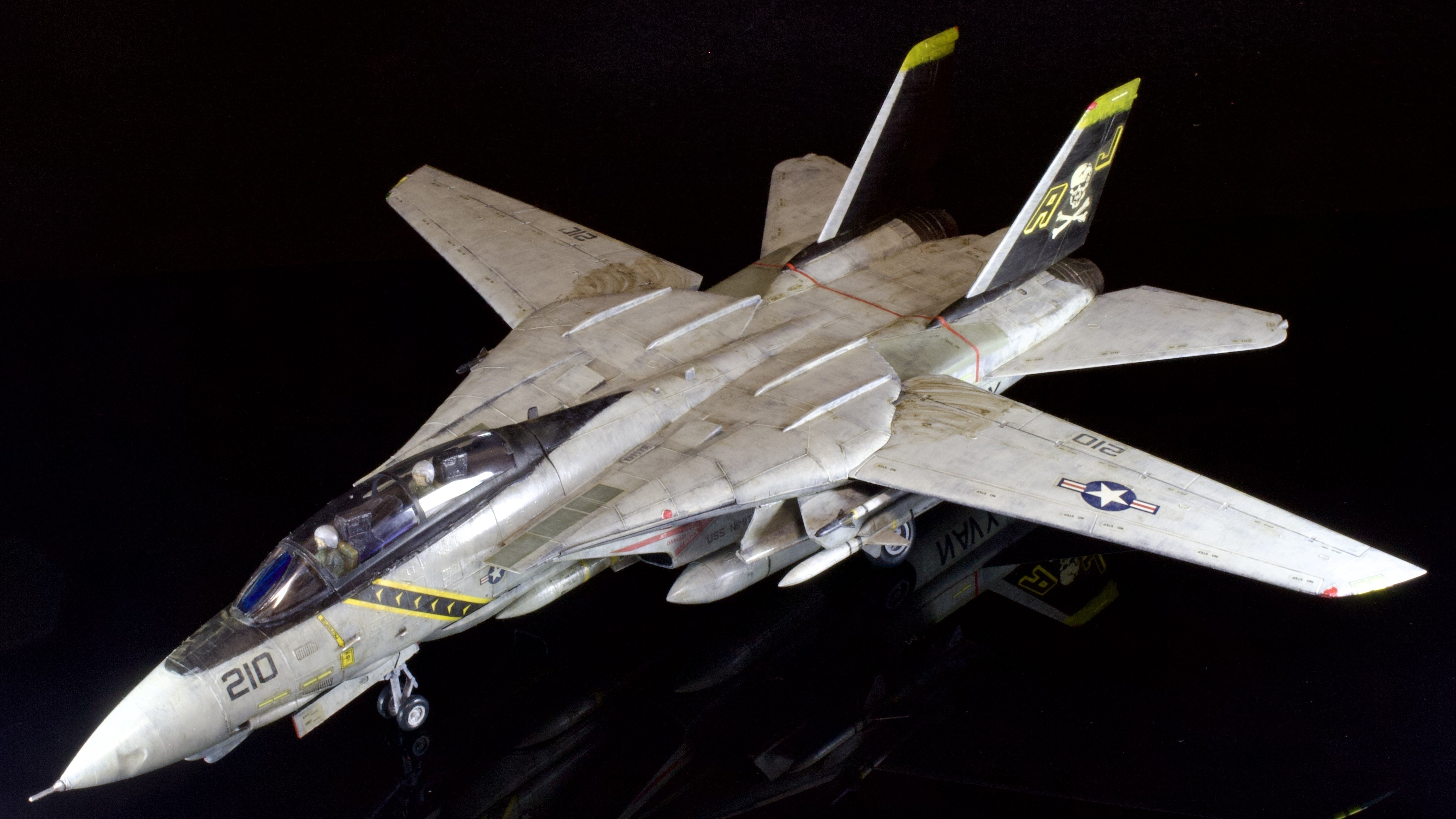 ハセガワ 1/72 アメリカ海軍 F-14A トムキャット ハイビジ 完成｜ダチョウ