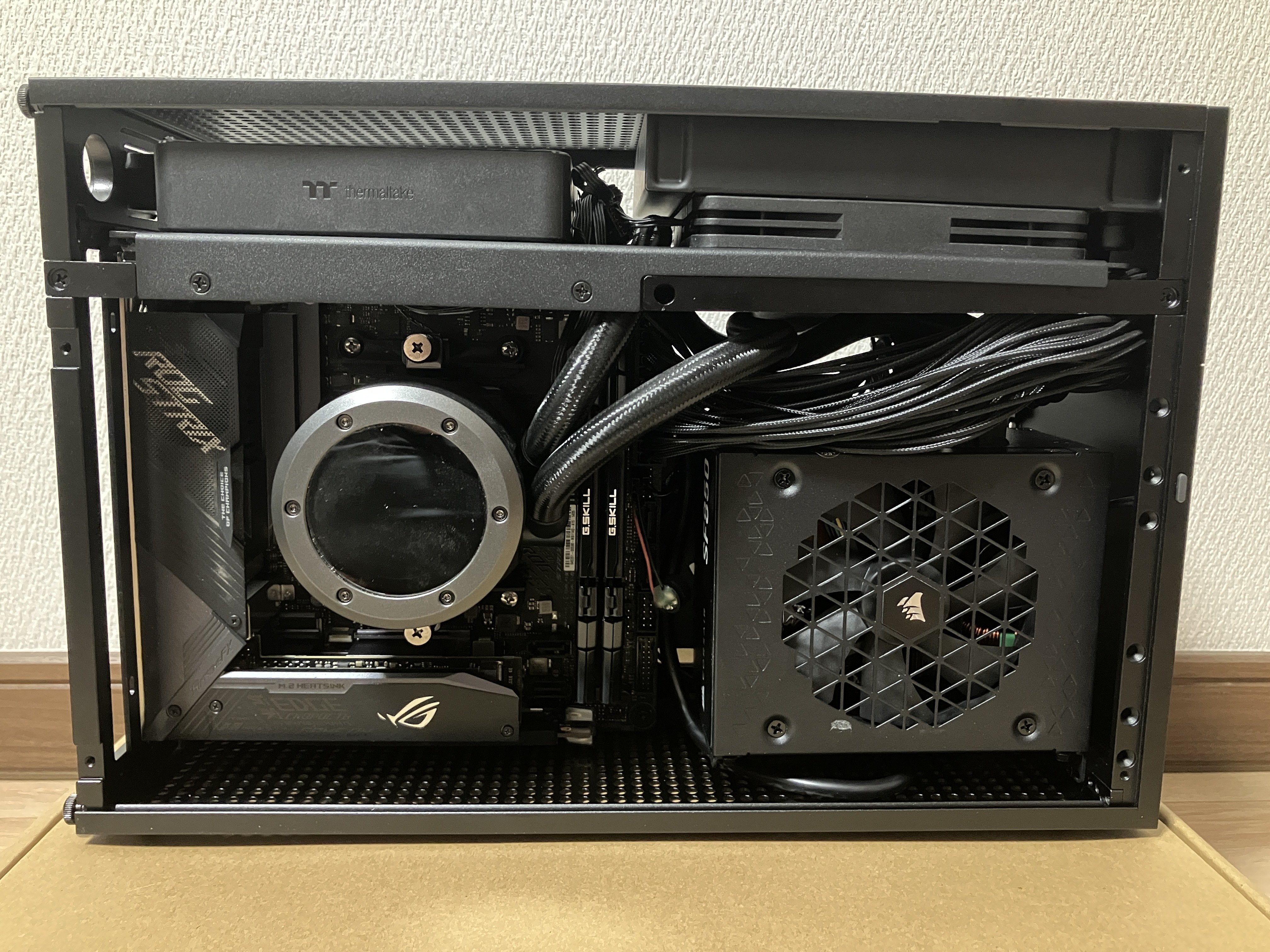 NCASE T1 v2.5 で組むミニマルゲーミングPC～組み込み～｜山ネズミ