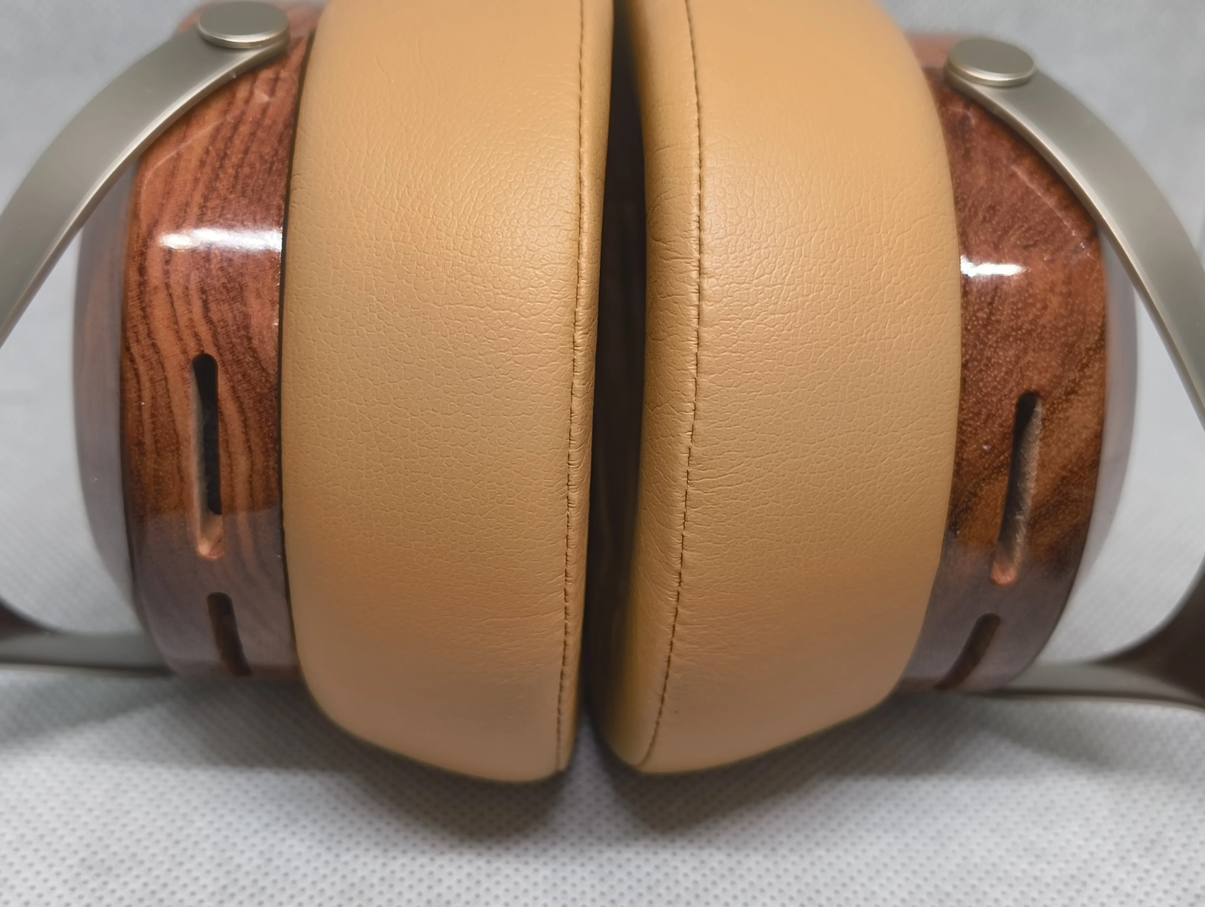 PR SIVGA SV021：ウッドハウジングヘッドホン、エントリーモデルの魅力