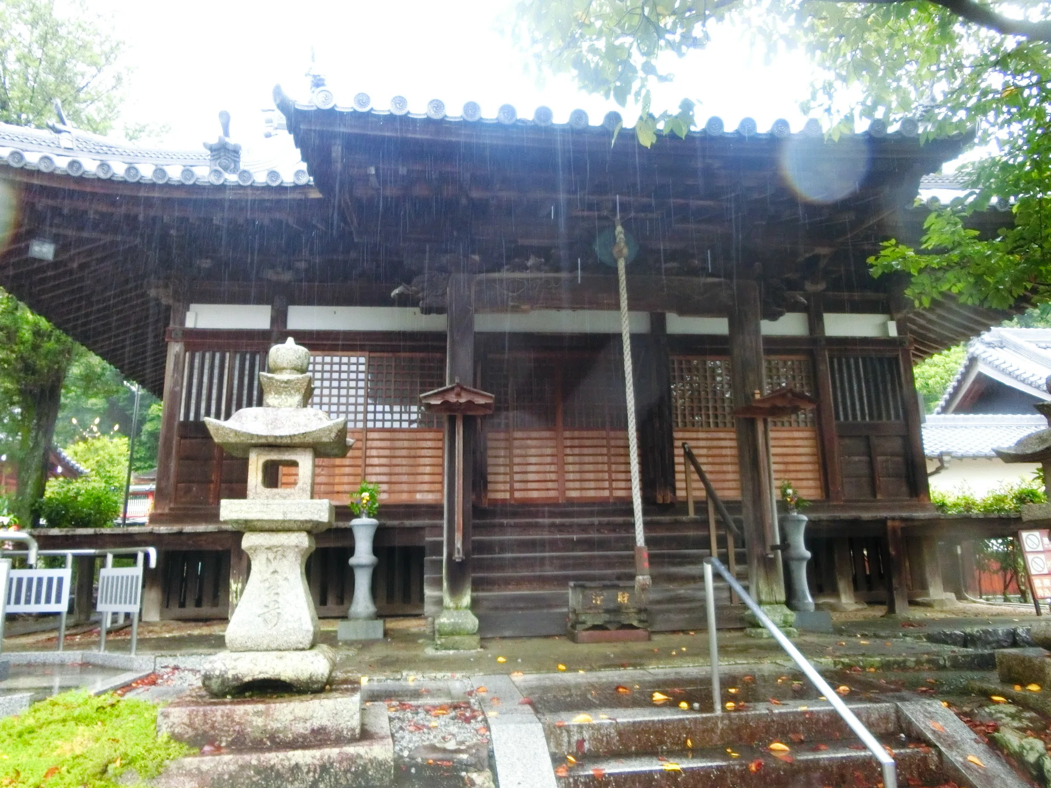 金運の女神　ナンクワク　 選ばれし南部の高僧14人の祈祷　ナヤーン寺院 金運パワスポ・宝来山神社の神宮寺「神願寺」神仏習合【和歌山シリーズ