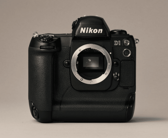 Nikon COOLPIX 885 〜 第2話 時代を超えた魅力に迫る｜MrMonkeypod