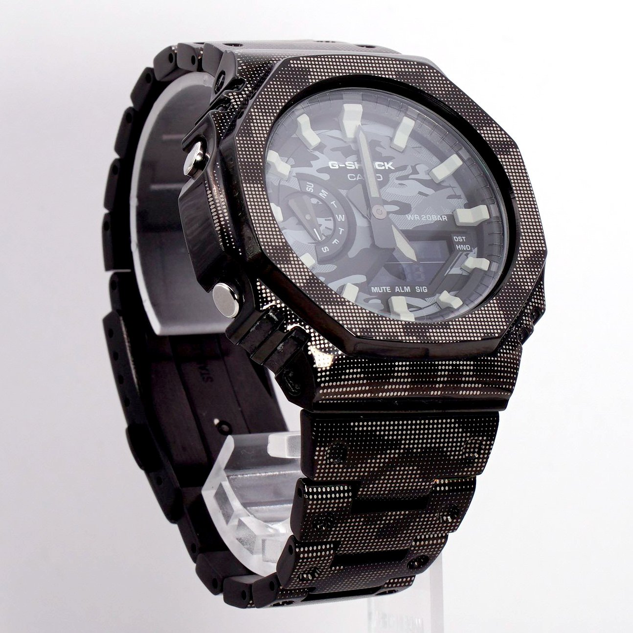 G-Shock GA-2100CAをフル迷彩仕様に！蓄光インデックス交換で夜間も