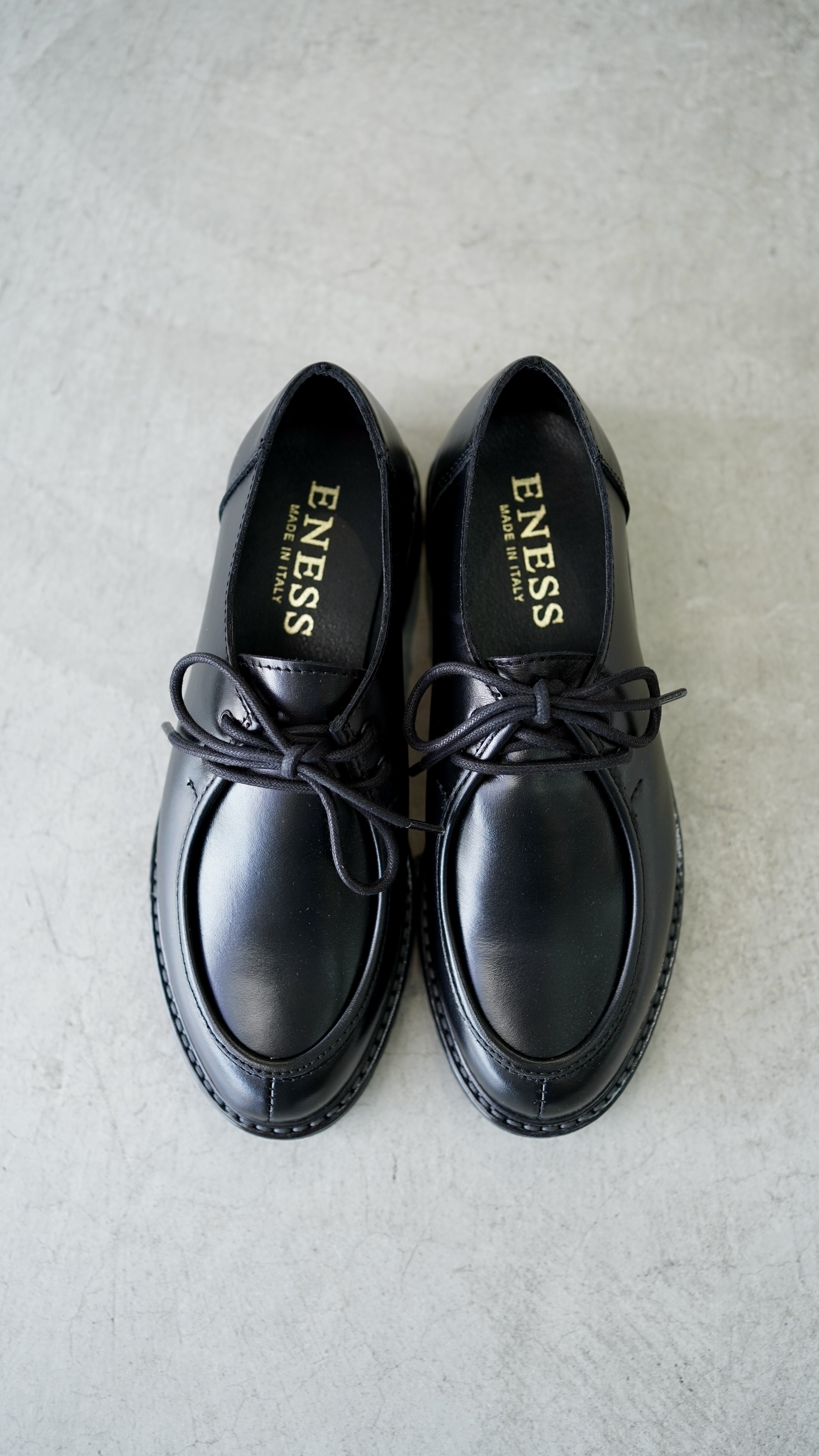 北欧暮らしの道具店ENESS / エネス / チロリアンシューズ ブラック 39 ENESS / エネス / チロリアンシューズ （全6サイズ） - 北欧、暮らしの