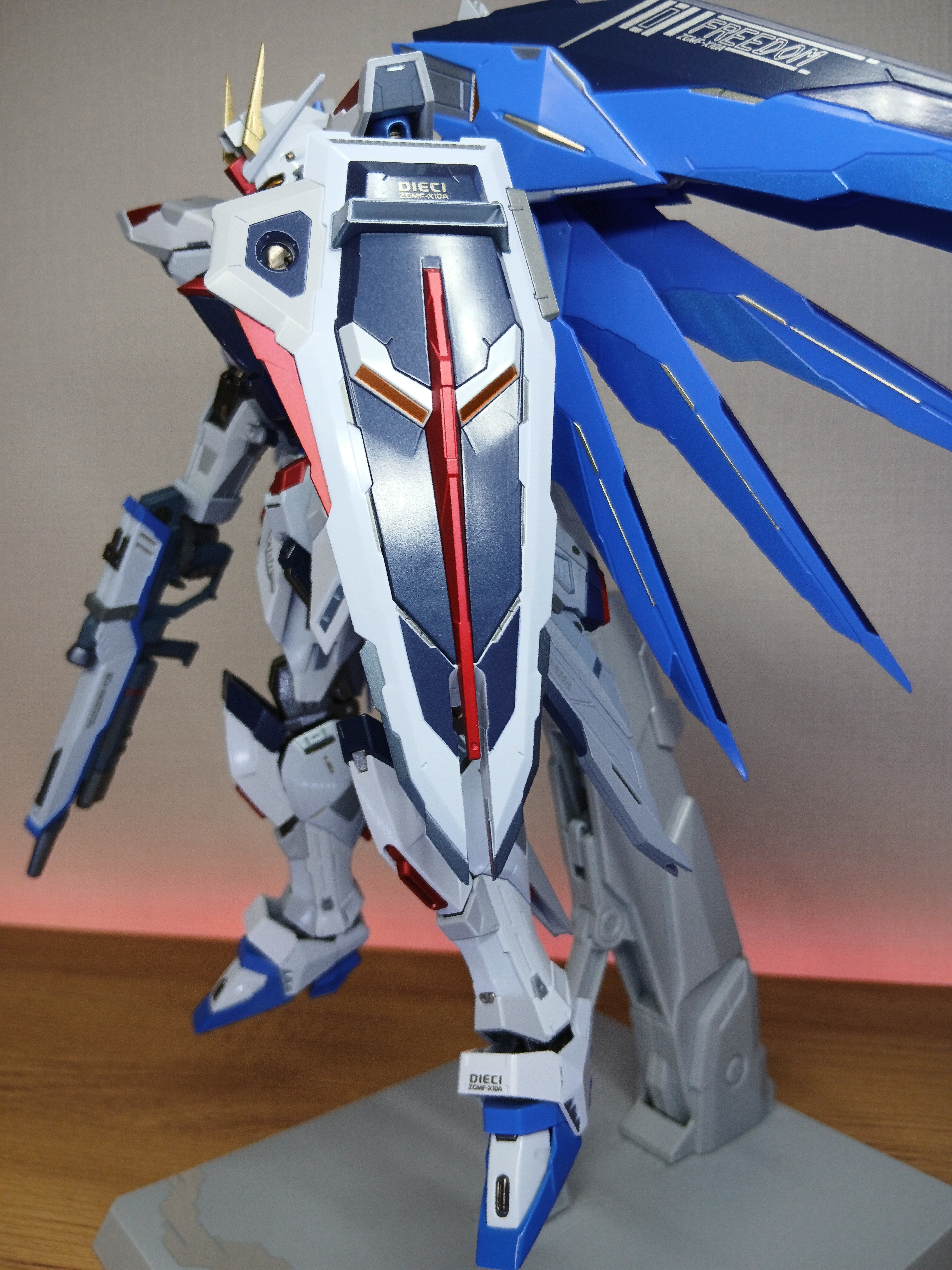 メタルビルド　フリーダムガンダム　 sparkle ver ガンダムSEED」より「METAL BUILD フリーダムガンダム CONCEPT 2