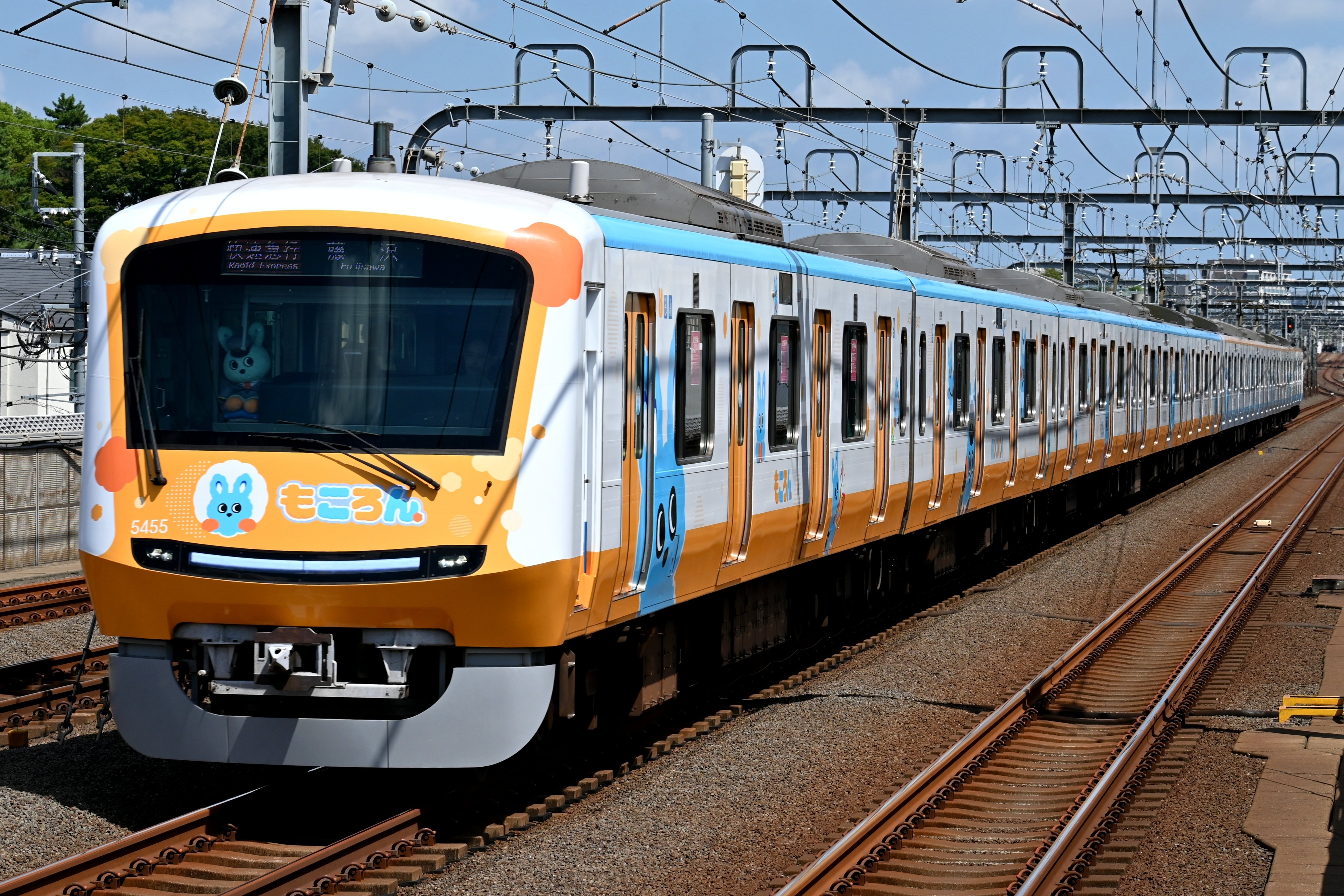 小田急電鉄 月1回の「クヤ検」と可愛い「もころん号」を撮る！｜隣の