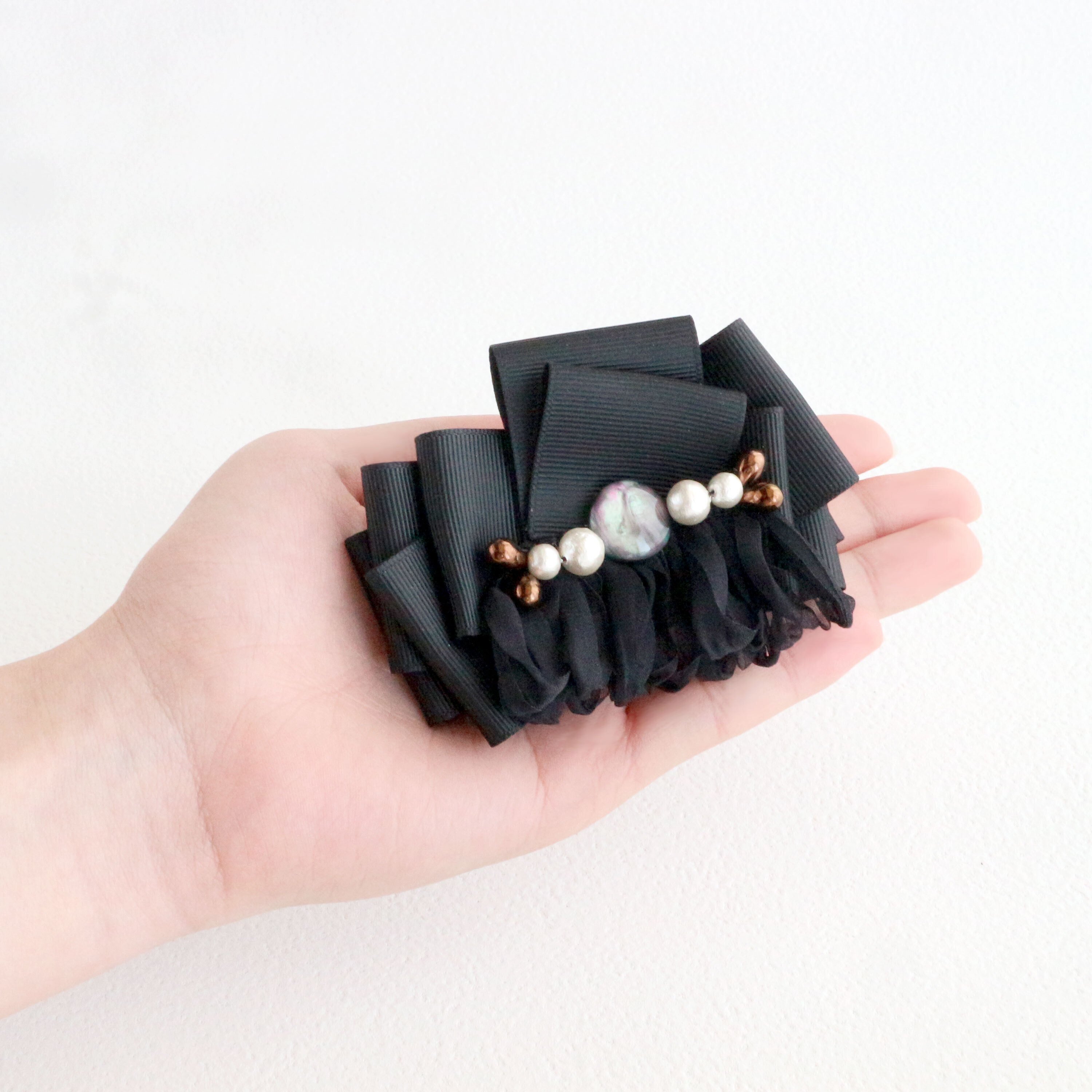 再入荷しました｜リボンの重なりが可愛いバレッタ｜samaria(さ