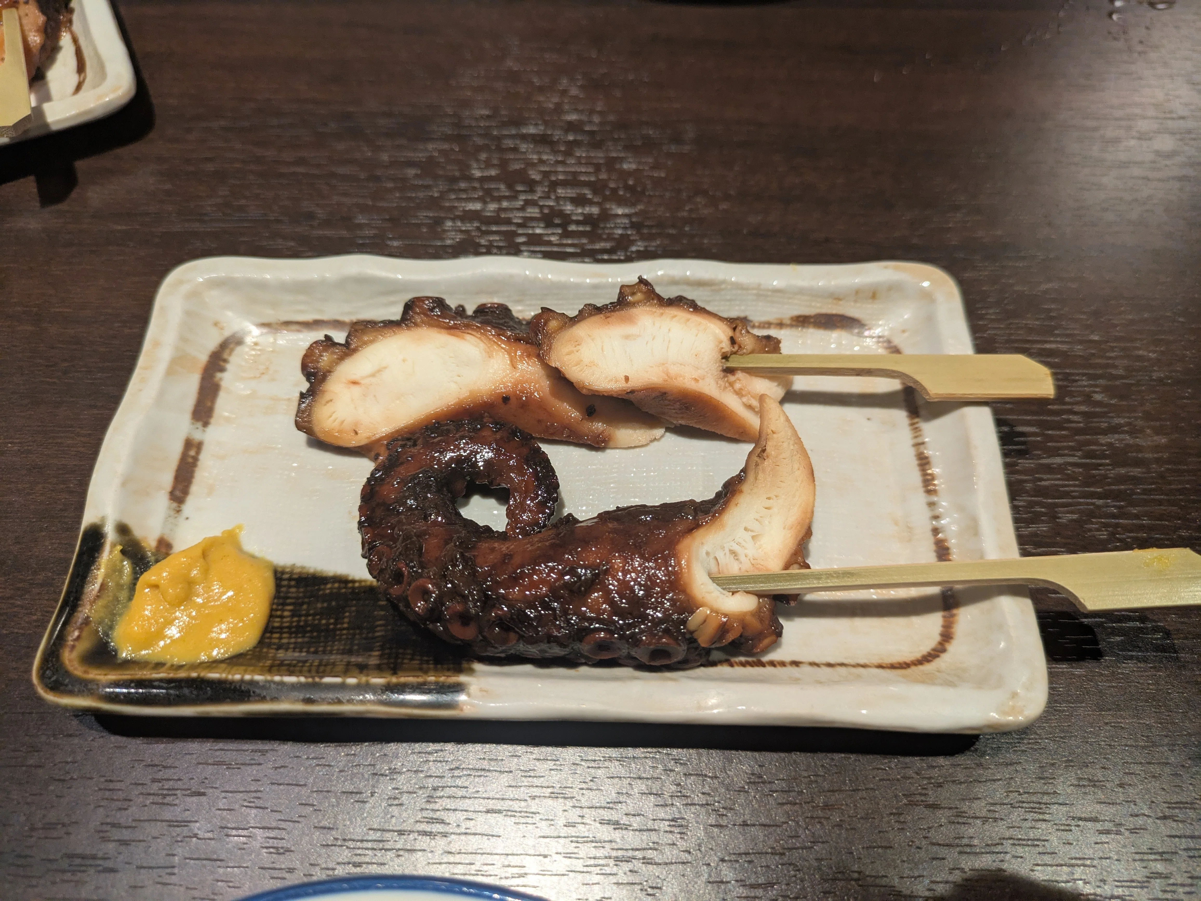 日本初のおでん屋「たこ梅」で、熱燗にひたすら酔いしれた｜小笠原 