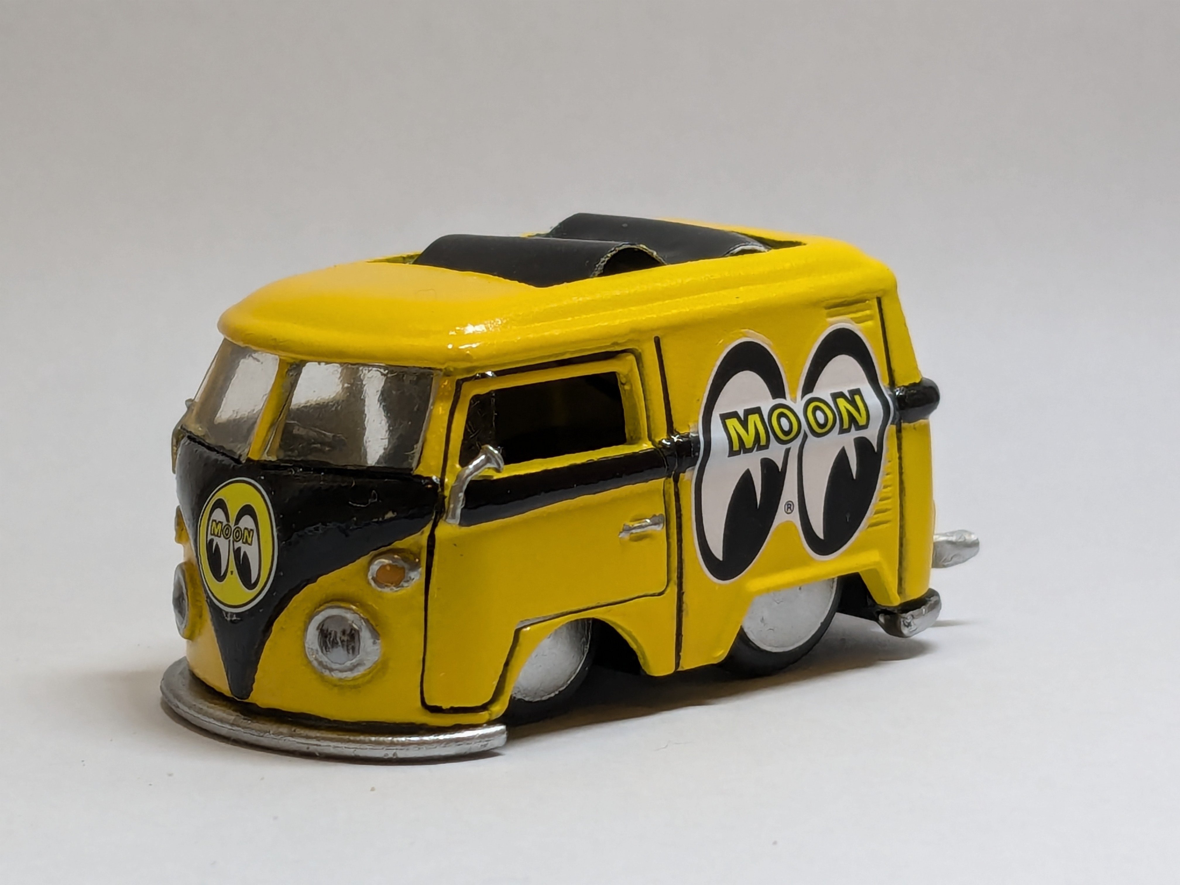 オーダーメイド受付♪ 思い出の愛車をミニカーで完全再現！ レジンジオラマも対応 貴方の車をミニカーに！ 1/64 オーダーメイド・愛車再現のご案内｜Big