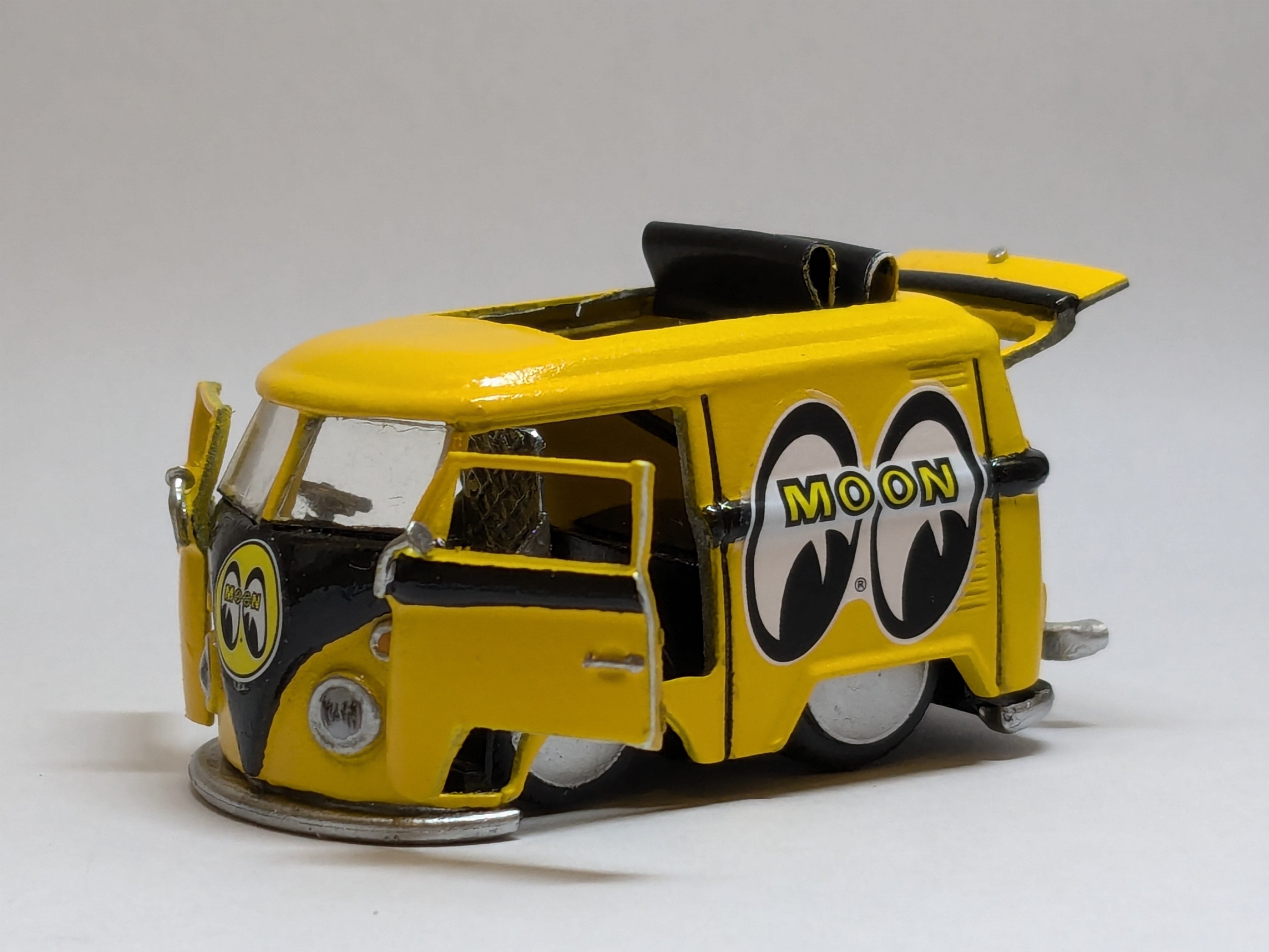 貴方の車をミニカーに！ 1/64 オーダーメイド・愛車再現のご案内｜Big