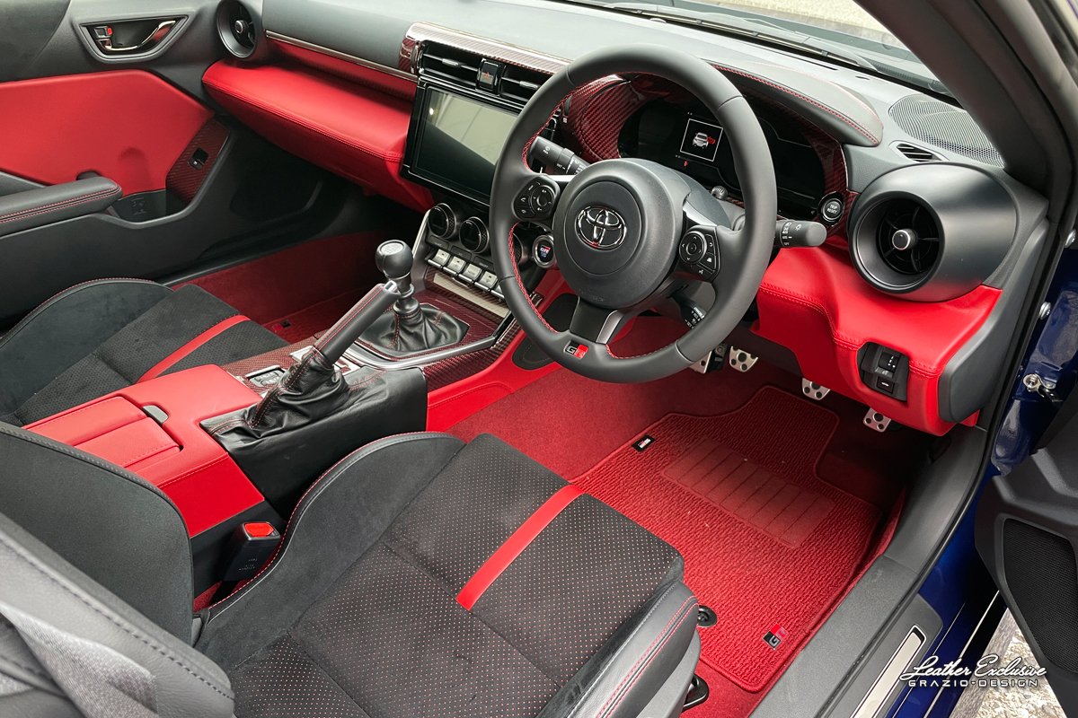 真の「赤黒内装」がいたんですよっ！！ ～GR86｜Grazio&Co.社長日記2.0