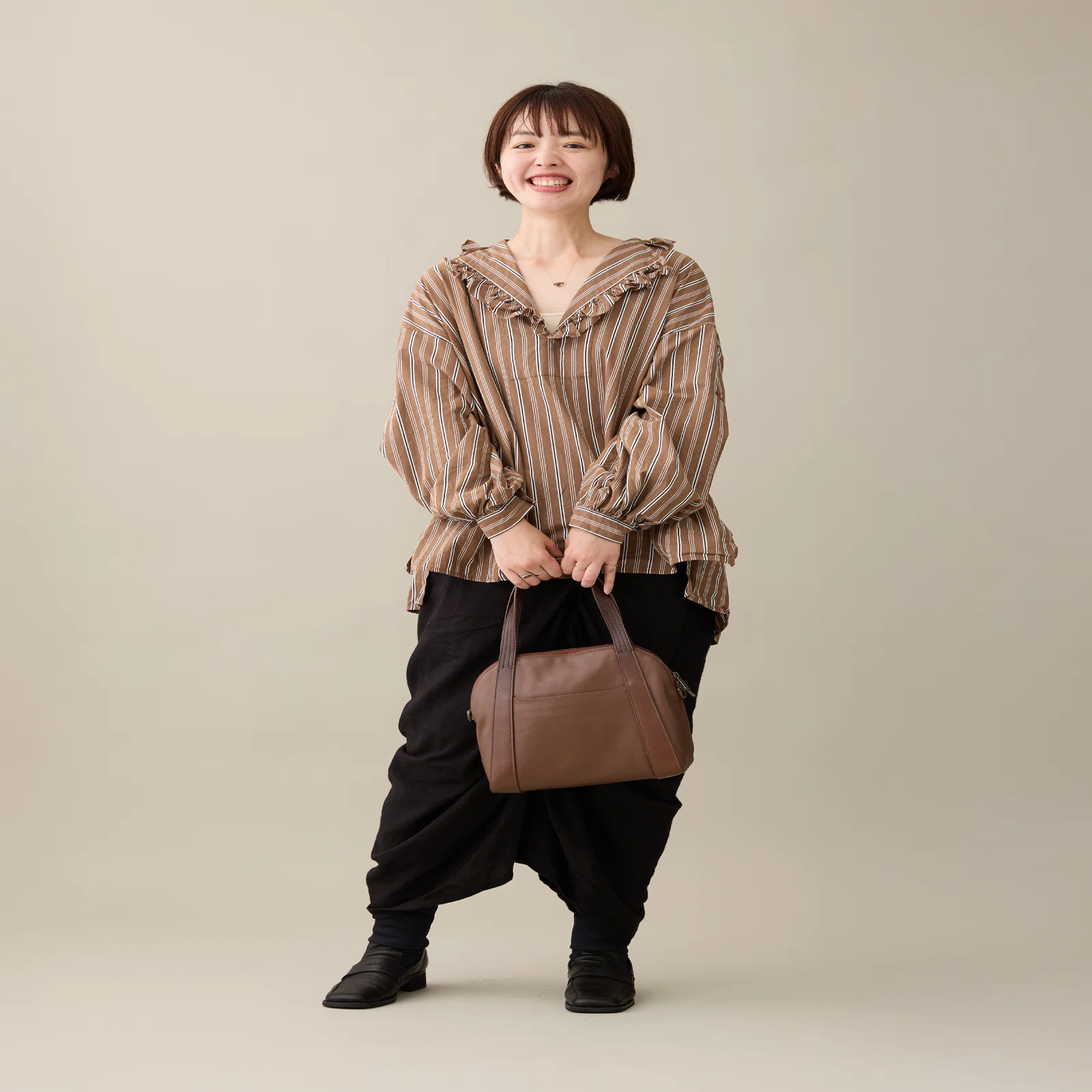 ボストン トートで叶える。自然体で、しなやかな大人のための 